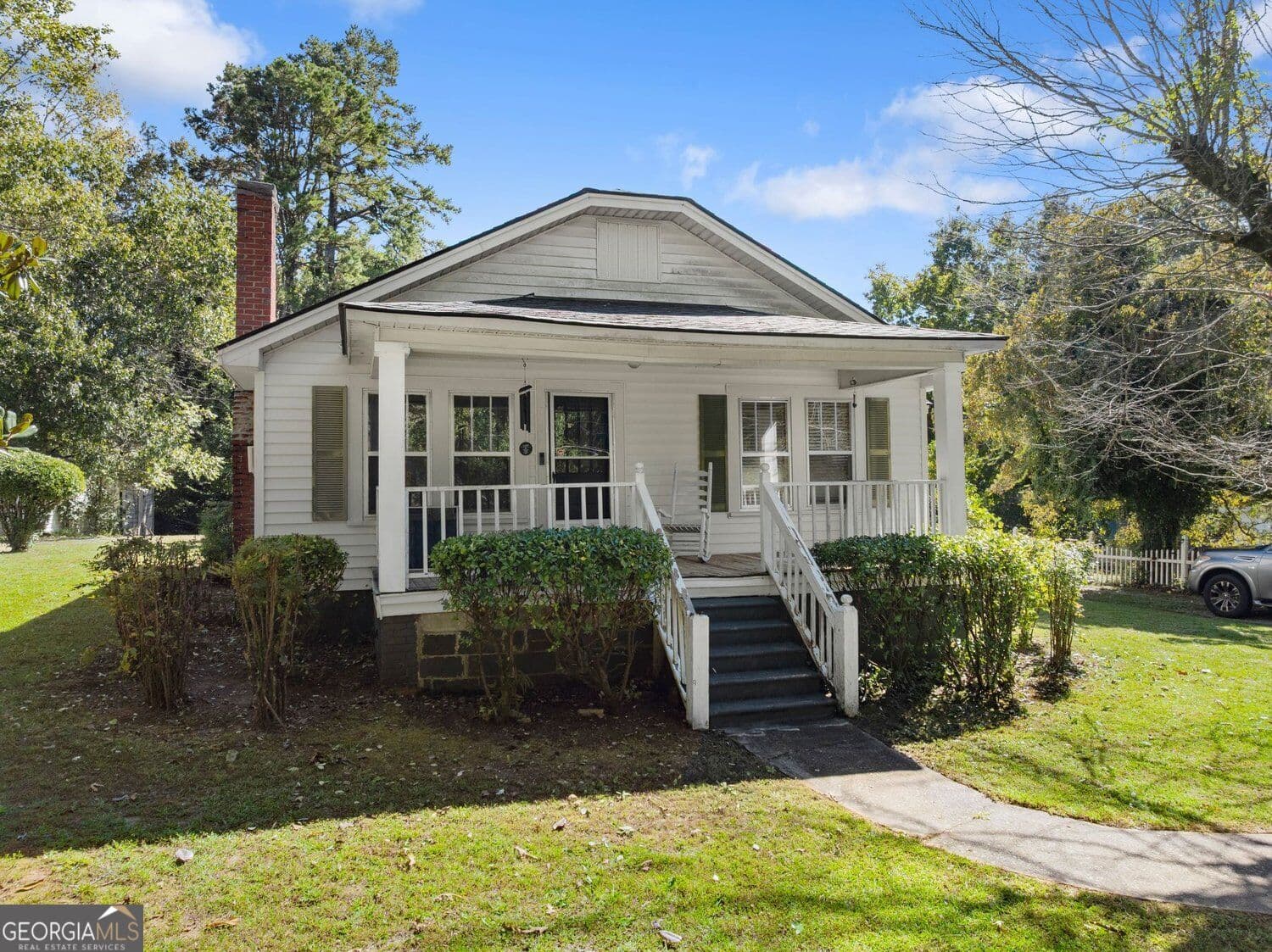 2 bedroom, 1 bathroom, 964 sq ft single family residence for sale at 576 Habersham Mills Road, Demorest, GA 30535 — photo 2