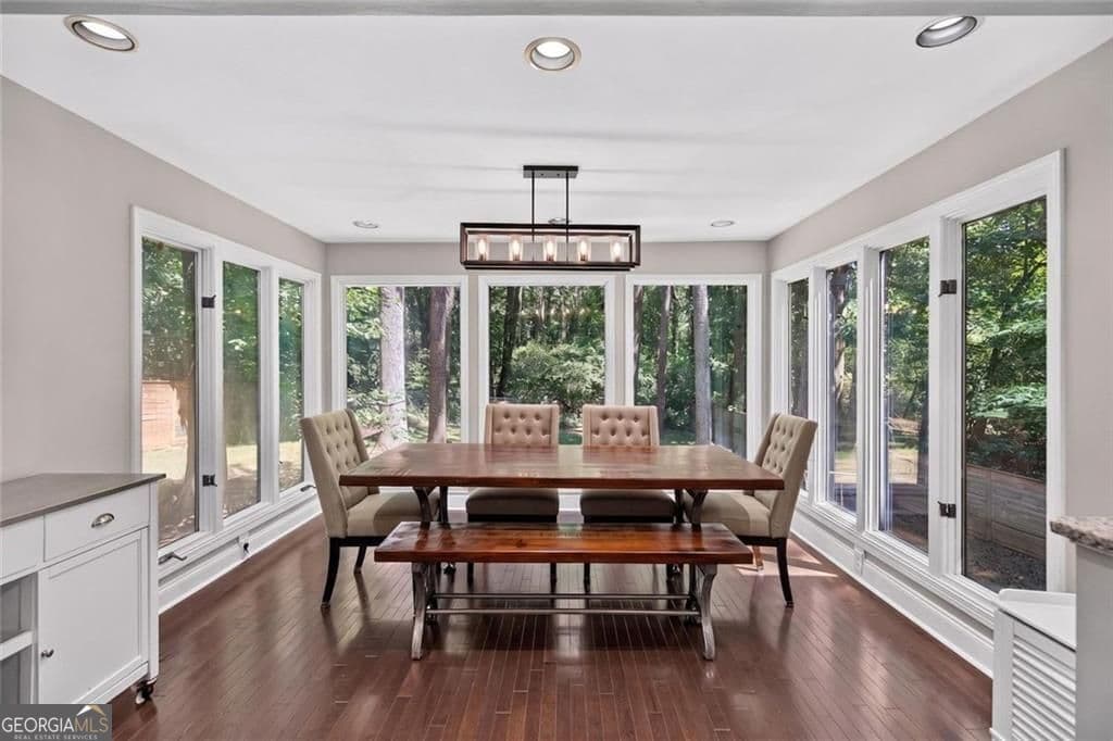 4 bedroom, 2.5 bathroom, 3,703 sq ft single family residence for sale at 4371 Vintage Lane, Dunwoody, GA 30338 — photo 4