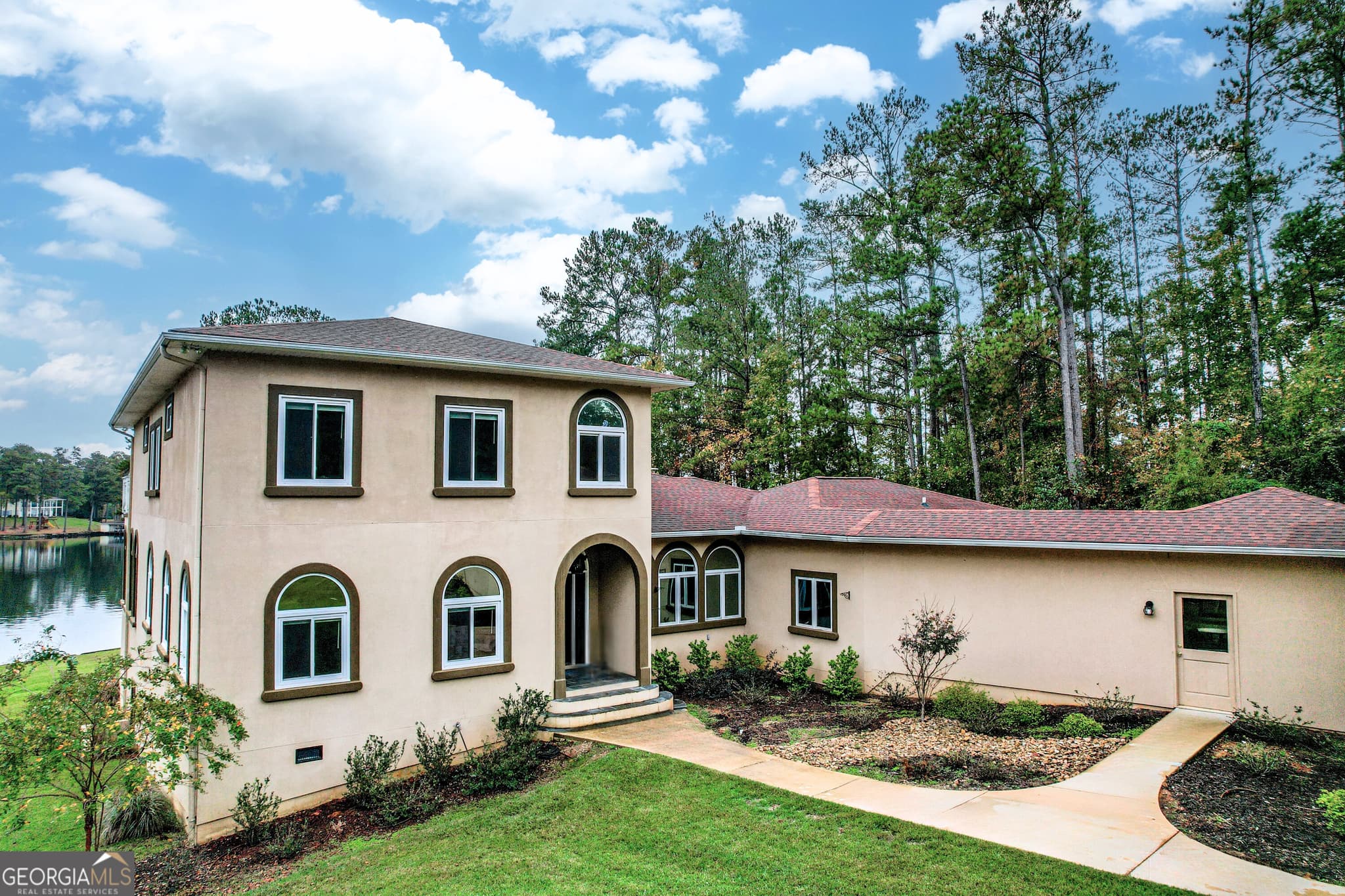 5 bedroom, 4.5 bathroom, 6,488 sq ft single family residence for sale at 231 Chicory Road, Milledgeville, GA 31061 — photo 2