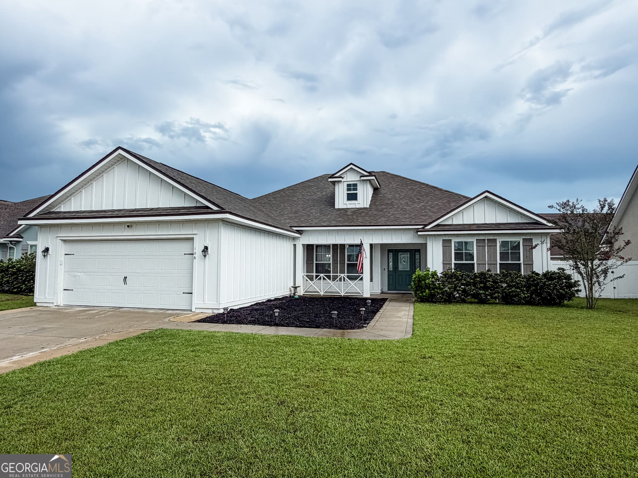 4 bedroom, 3 bathroom, 2,141 sq ft single family residence for sale at 106 Pomegranate Street, Kingsland, GA 31548 — photo 1 of 21