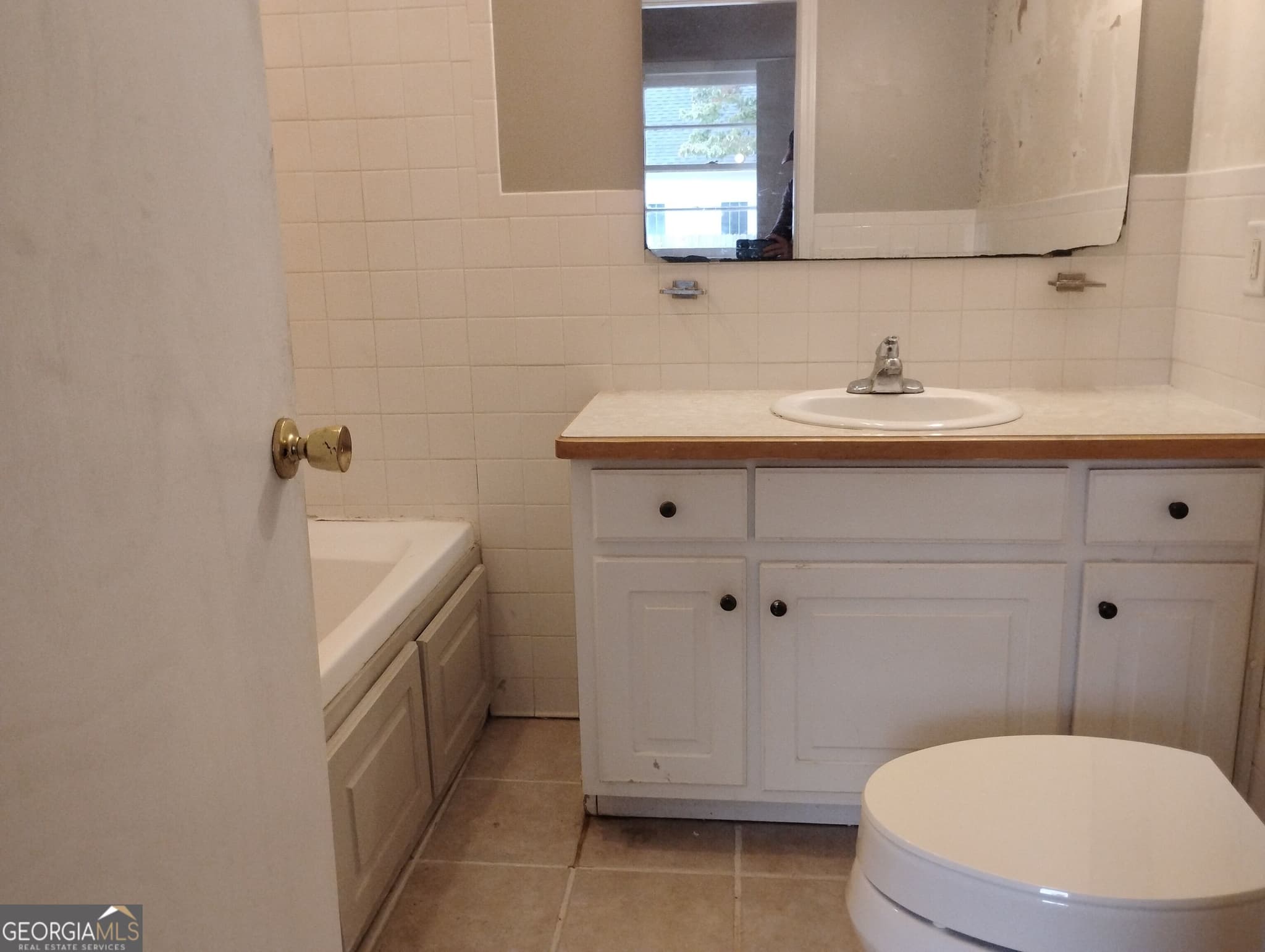 4 bedroom, 3 bathroom, 2,135 sq ft single family residence for sale at 318 W Main Street, Rutledge, GA 30663 — photo 10