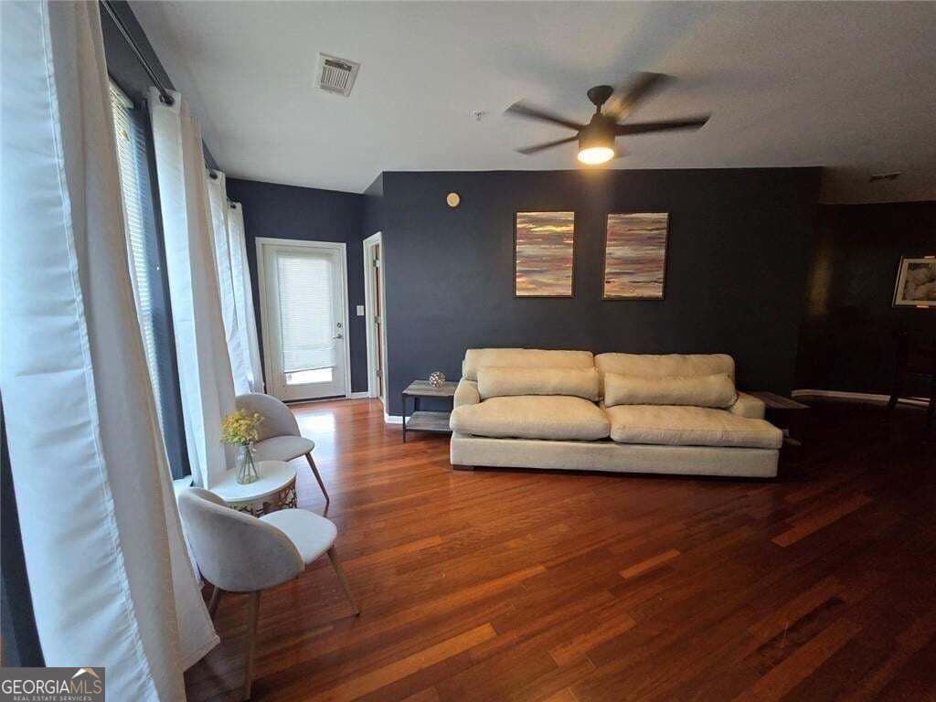 2 bedroom, 2 bathroom, 1,208 sq ft condominium for rent at 898 Oak Street 3203, Atlanta, GA 30310 for $1,900 a month — photo 10