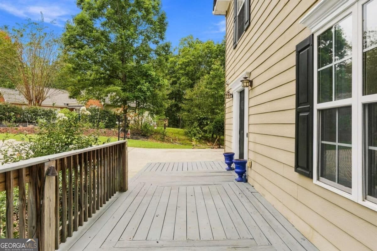 3 bedroom, 2.5 bathroom, 2,268 sq ft single family residence for sale at 196 W Scott Court, Fairmount, GA 30139 — photo 2