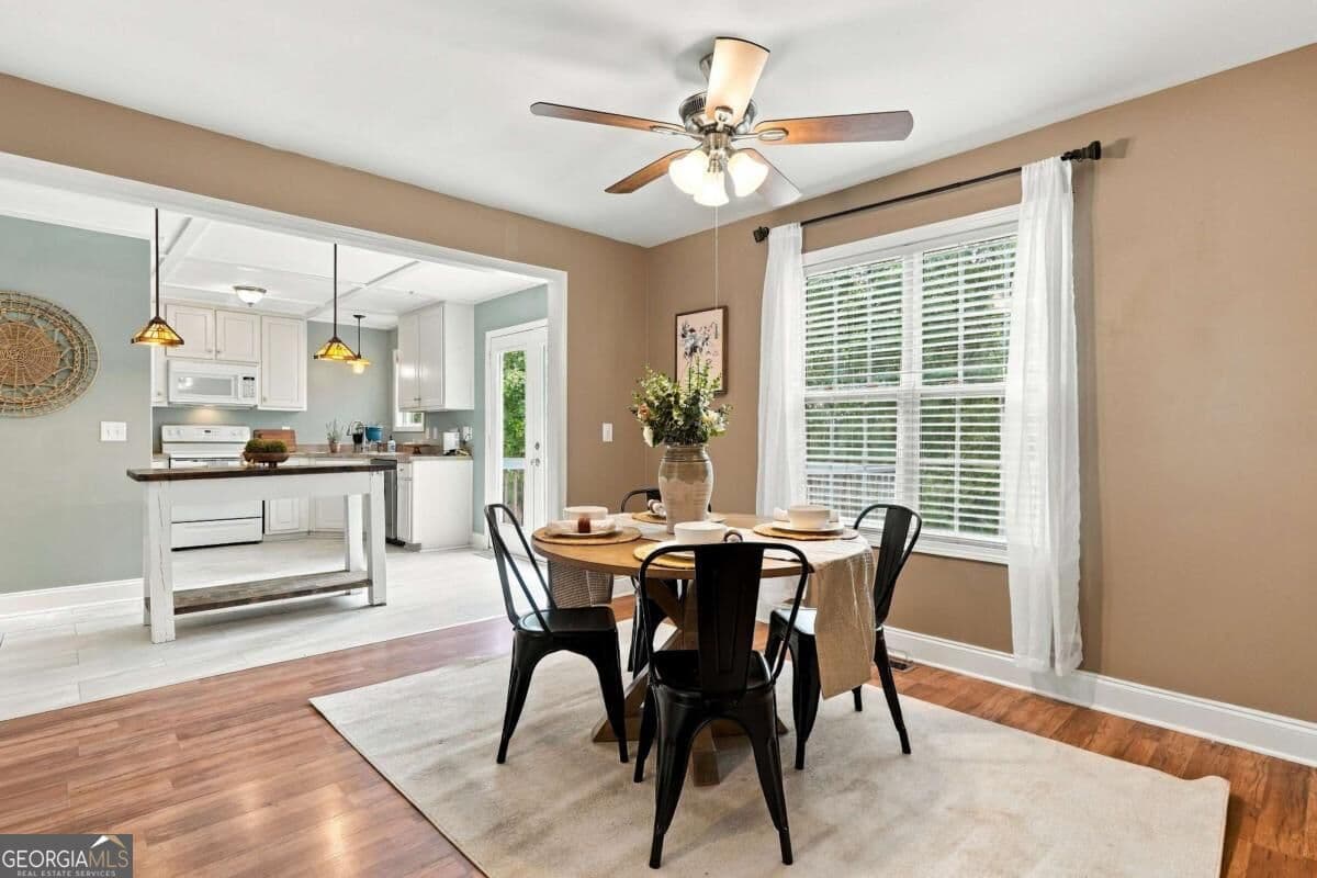 3 bedroom, 2.5 bathroom, 2,268 sq ft single family residence for sale at 196 W Scott Court, Fairmount, GA 30139 — photo 7