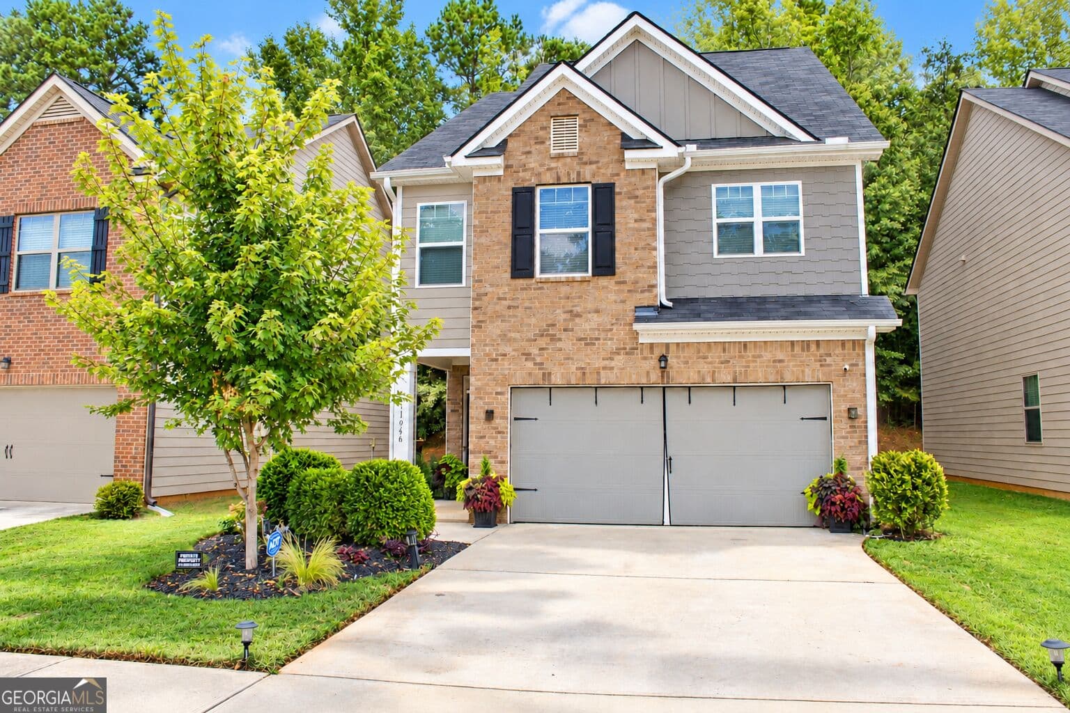 4 bedroom, 2.5 bathroom, 2,030 sq ft single family residence for sale at 11946 Lovejoy Crossing Way, Hampton, GA 30228 — photo 1 of 22