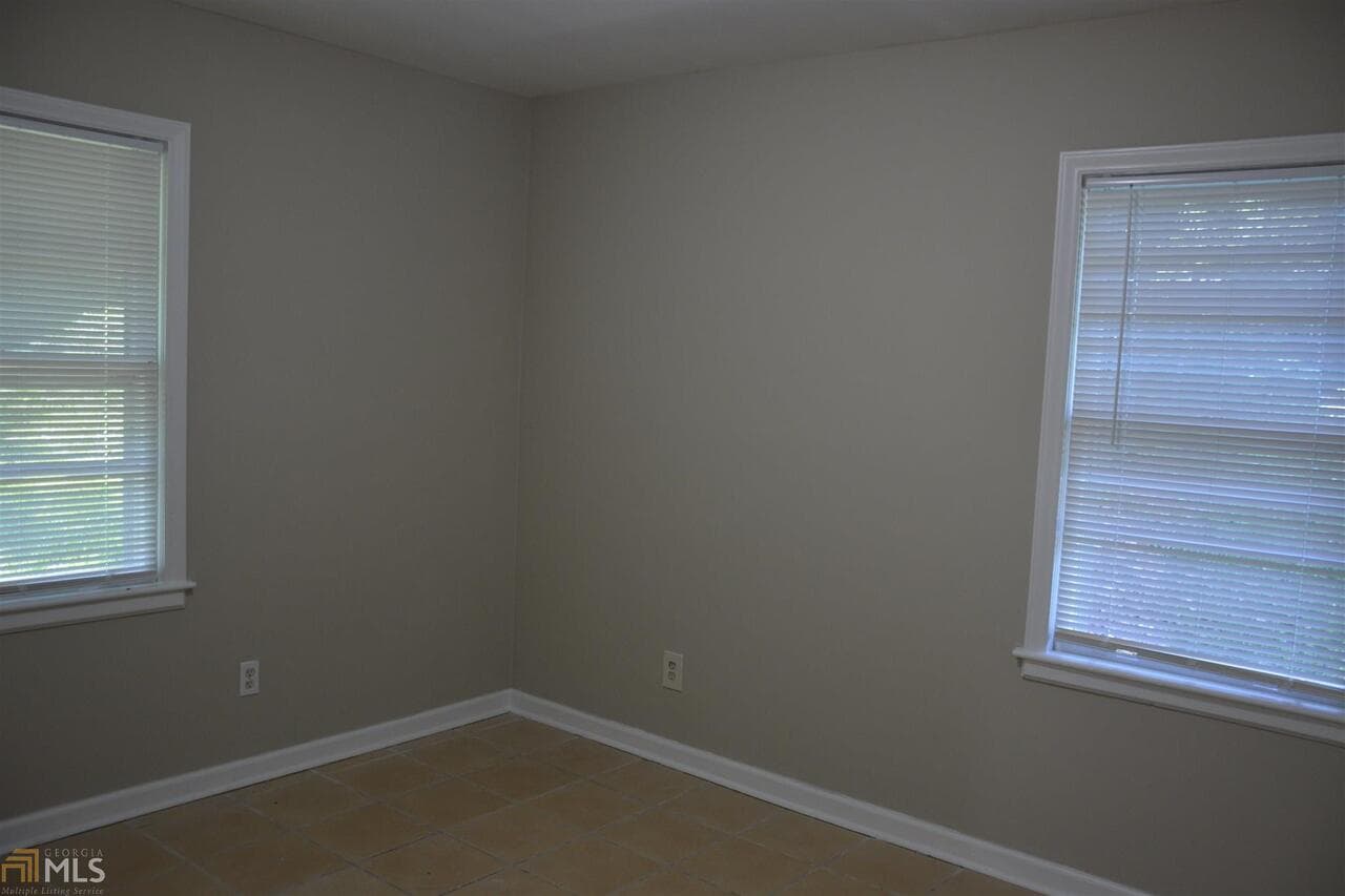 3 bedroom, 1 bathroom, 1,031 sq ft single family residence for rent at 2336 Bonner Road, East Point, GA 30344 for $1,650 a month — photo 6