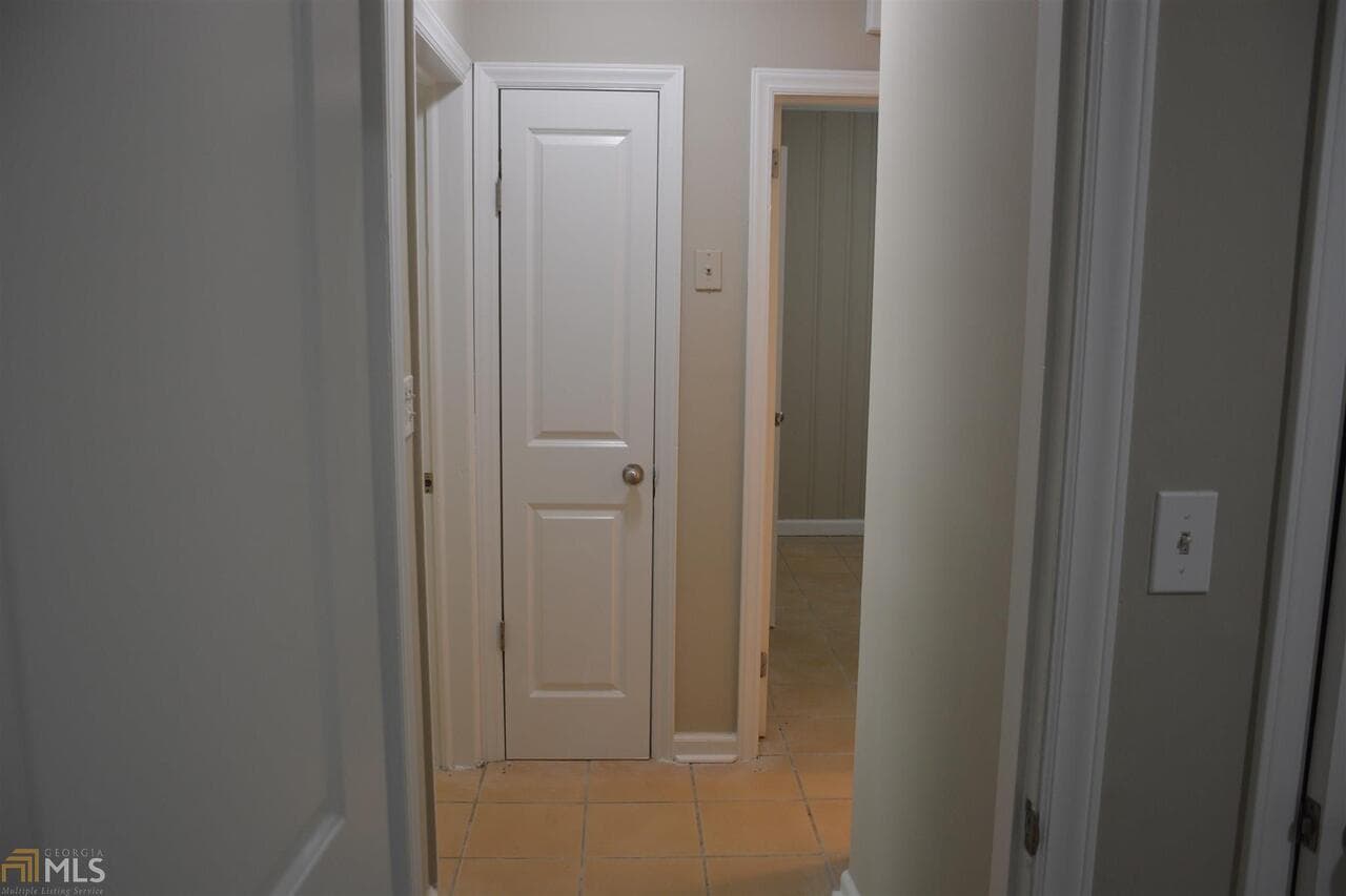 3 bedroom, 1 bathroom, 1,031 sq ft single family residence for rent at 2336 Bonner Road, East Point, GA 30344 for $1,650 a month — photo 9