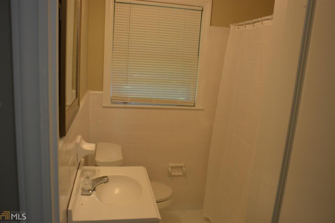 3 bedroom, 1 bathroom, 1,031 sq ft single family residence for rent at 2336 Bonner Road, East Point, GA 30344 for $1,650 a month — photo 10