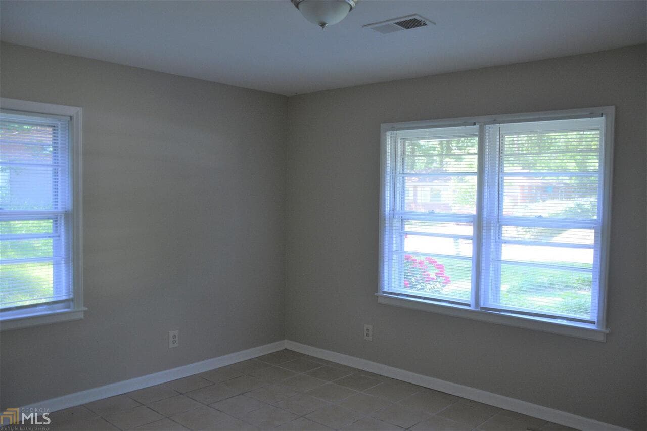 3 bedroom, 1 bathroom, 1,031 sq ft single family residence for rent at 2336 Bonner Road, East Point, GA 30344 for $1,650 a month — photo 8