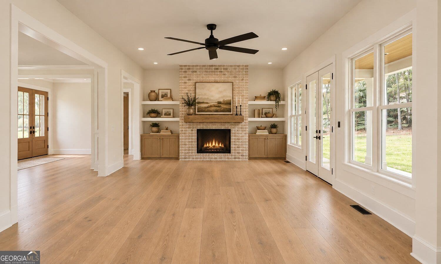 5 bedroom, 3.5 bathroom, 3,403 sq ft single family residence for sale at 5834 Abbey View Court, Clermont, GA 30527 — photo 7