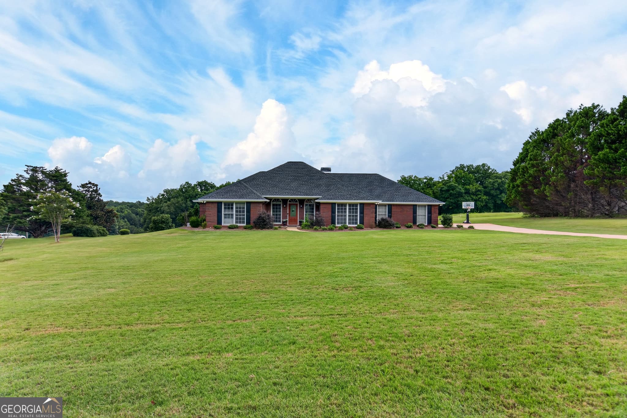 4 bedroom, 2 bathroom, 2,351 sq ft single family residence for sale at 113 Prestwick Drive, Lagrange, GA 30241 — photo 5