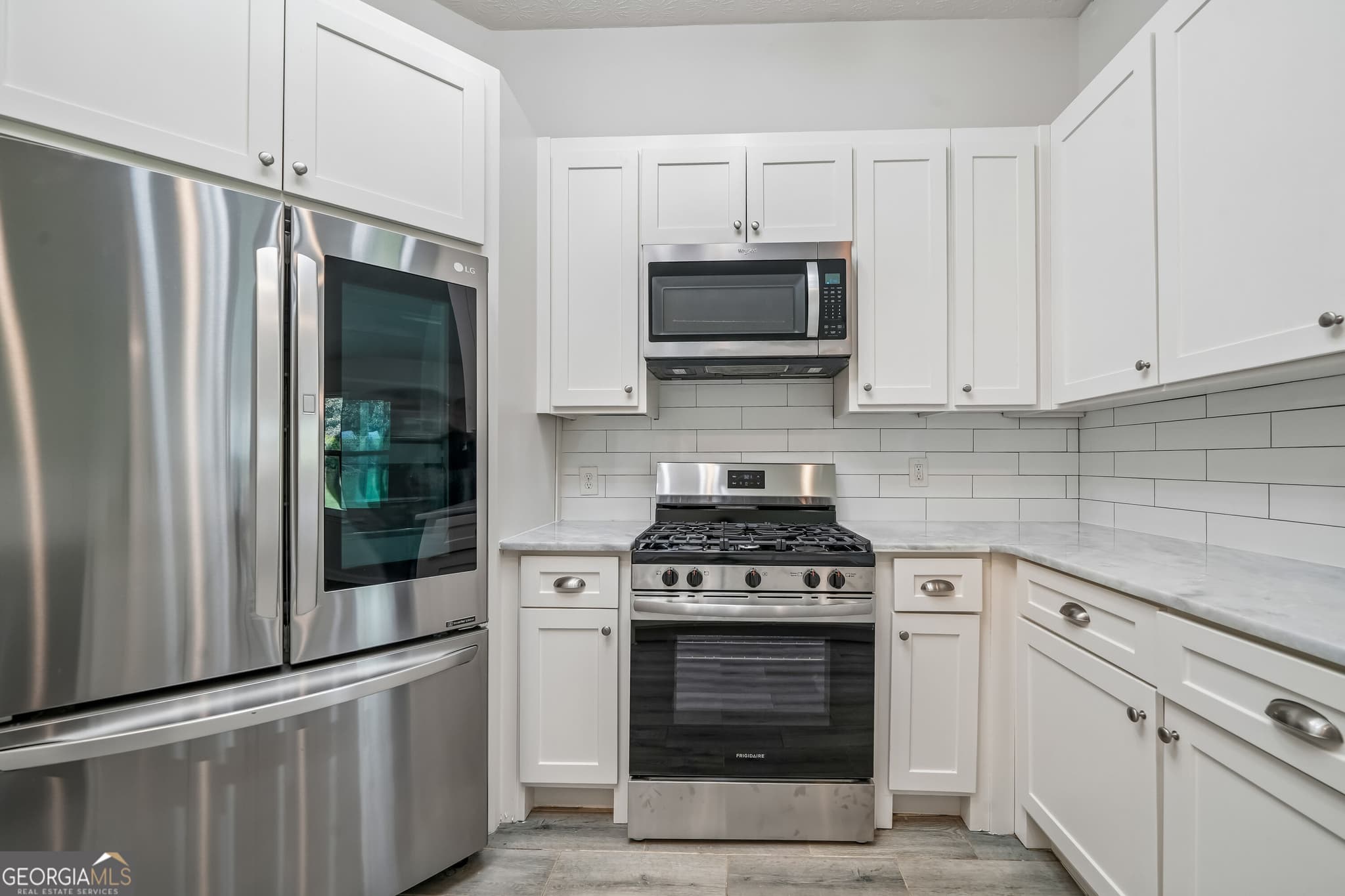 3 bedroom, 2.5 bathroom, 2,481 sq ft single family residence for sale at 3725 Bradford Walk Trail, Buford, GA 30519 — photo 7