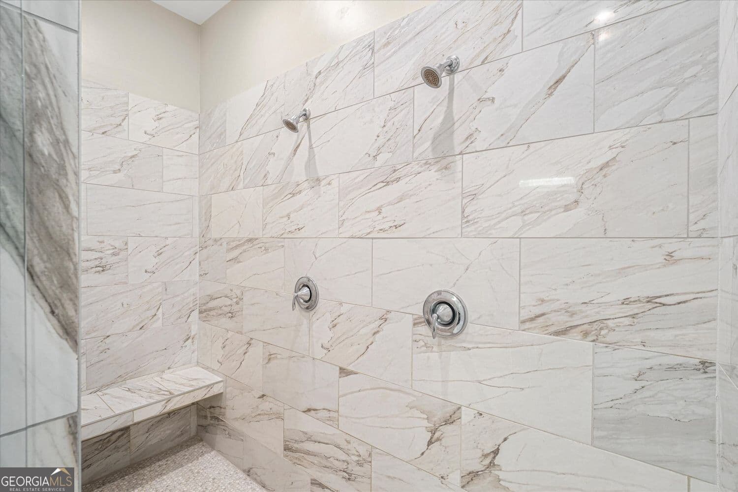 5 bedroom, 5 bathroom, 6,766 sq ft single family residence for sale at 115 Browning Court, Fayetteville, GA 30214 — photo 3