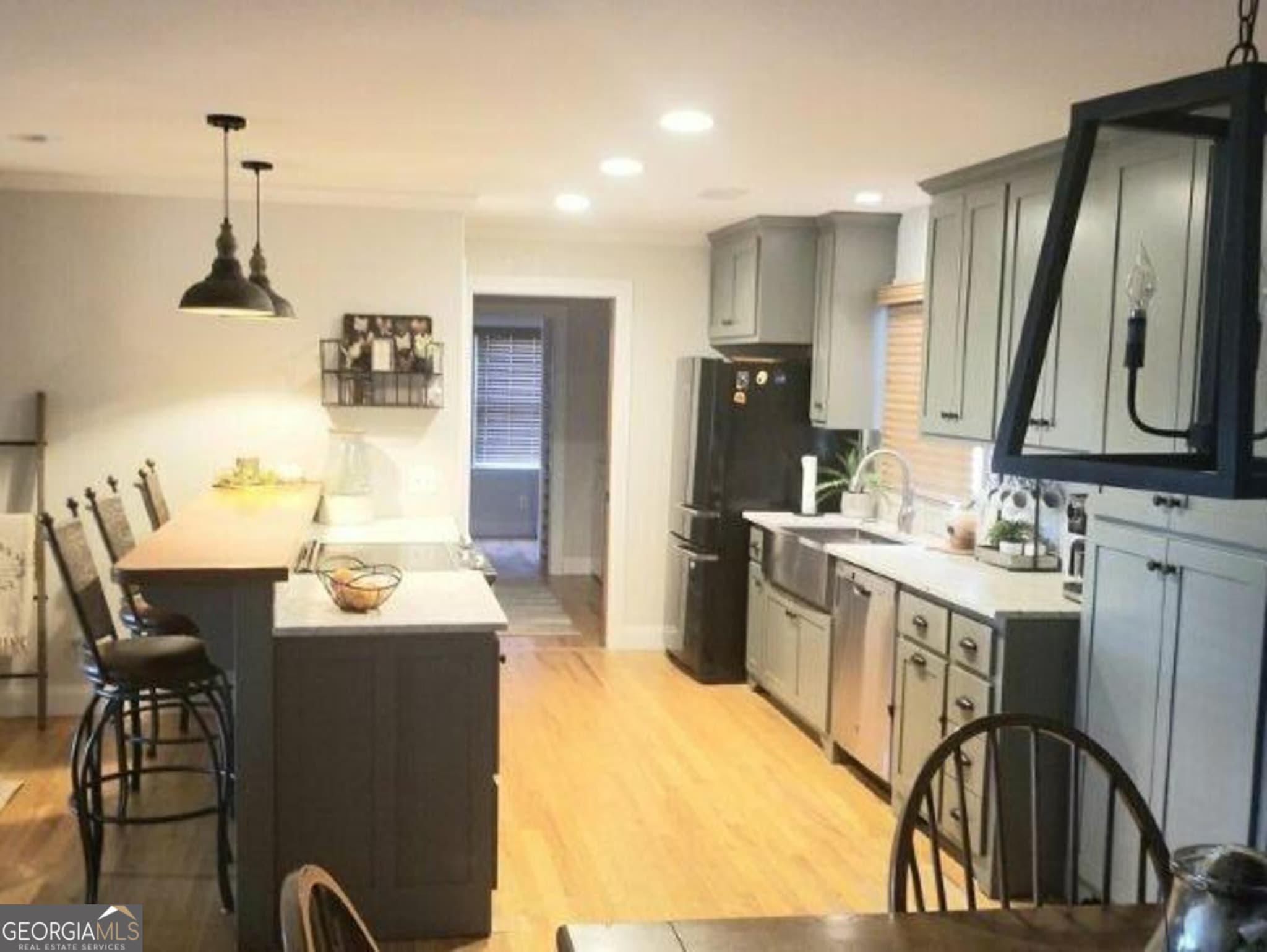 2 bedroom, 2 bathroom, 2,100 sq ft single family residence for rent at 24 Ray McClain Lane, Tiger, GA 30576 for $2,000 a month — photo 3
