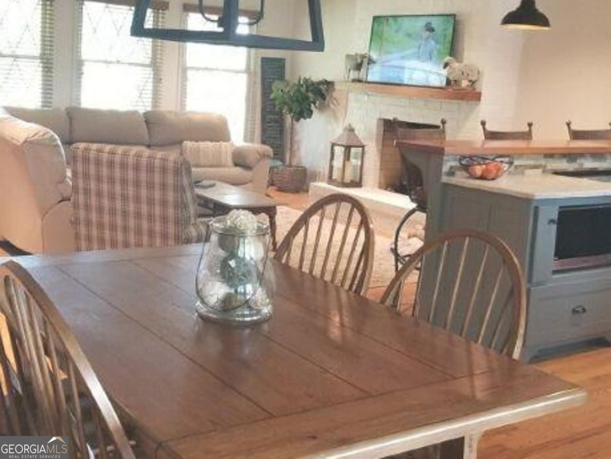 2 bedroom, 2 bathroom, 2,100 sq ft single family residence for rent at 24 Ray McClain Lane, Tiger, GA 30576 for $2,000 a month — photo 5