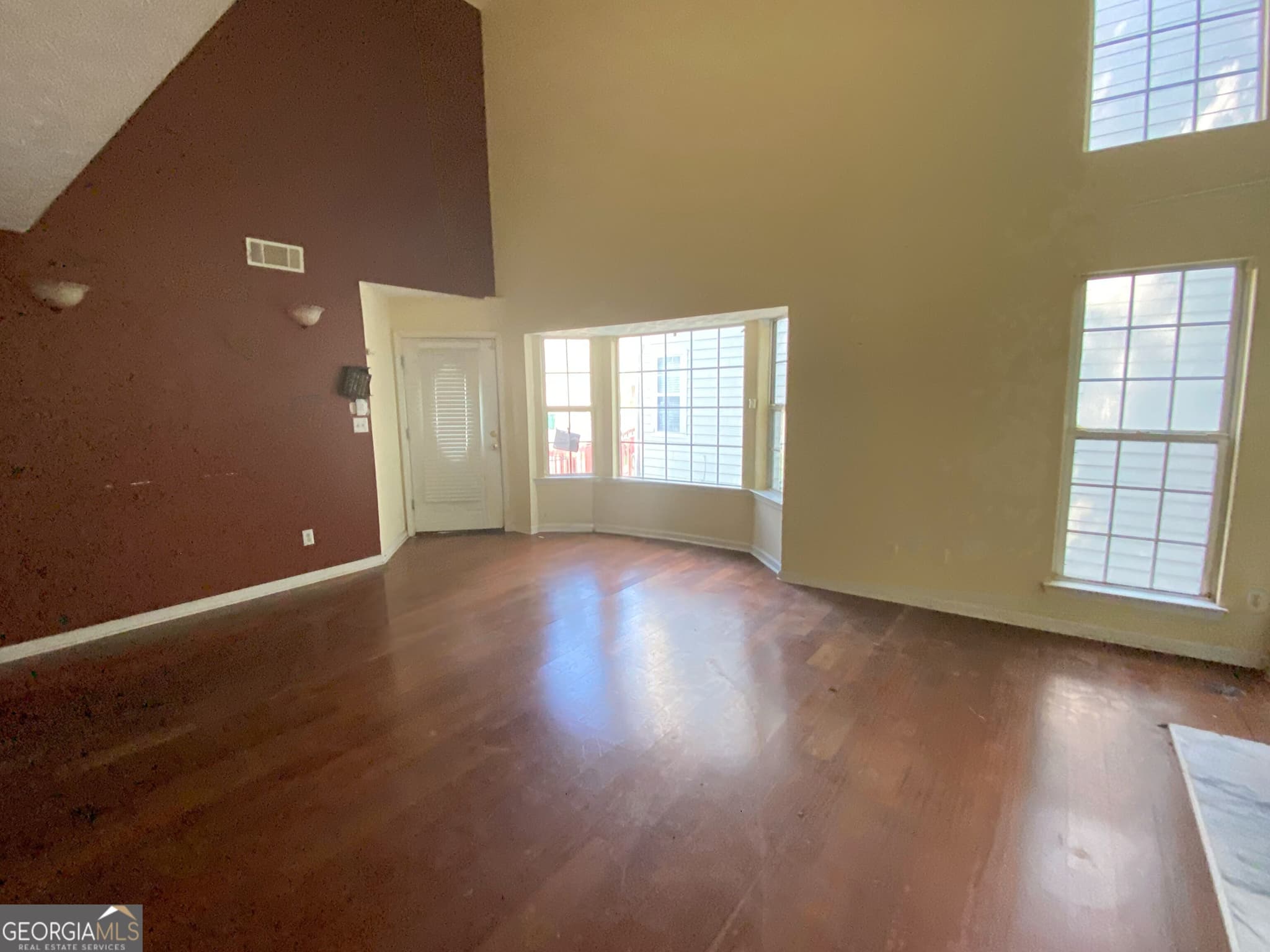 2 bedroom, 2 bathroom, 1,676 sq ft single family residence for sale at 6514 Charter Way, Lithonia, GA 30058 — photo 5