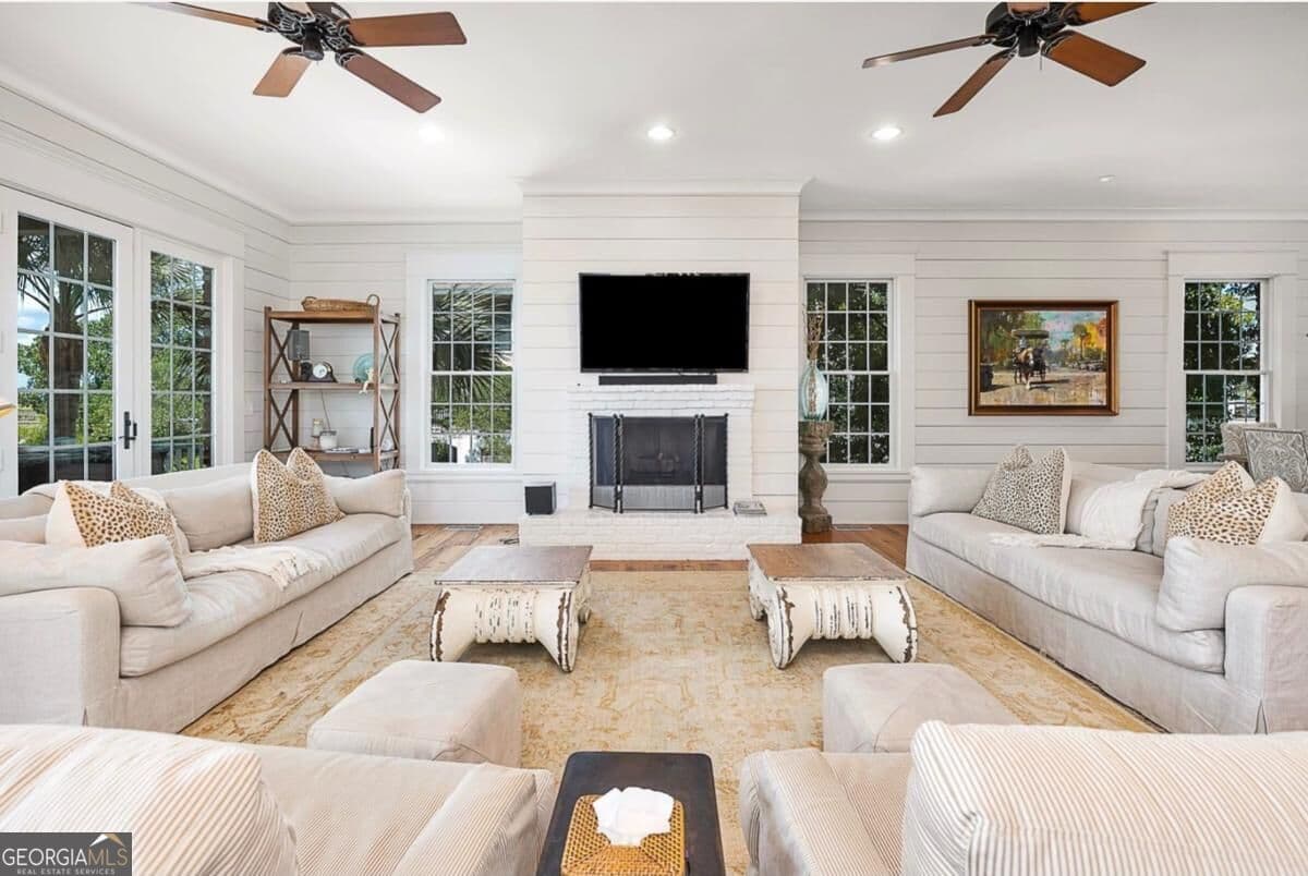 5 bedroom, 5.5 bathroom, 5,145 sq ft single family residence for sale at 2212 Ocean Road, St. Simons, GA 31522 — photo 3