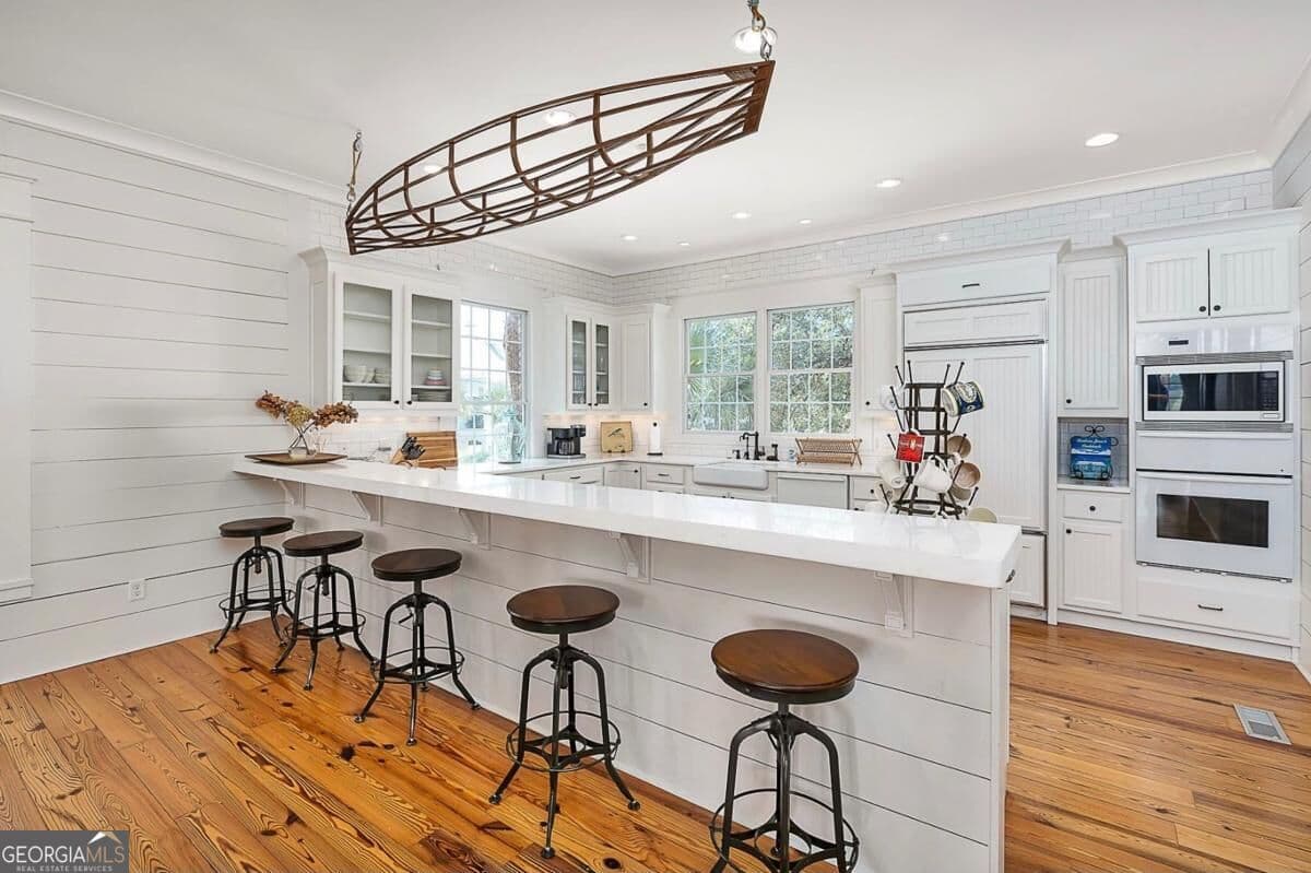 5 bedroom, 5.5 bathroom, 5,145 sq ft single family residence for sale at 2212 Ocean Road, St. Simons, GA 31522 — photo 8