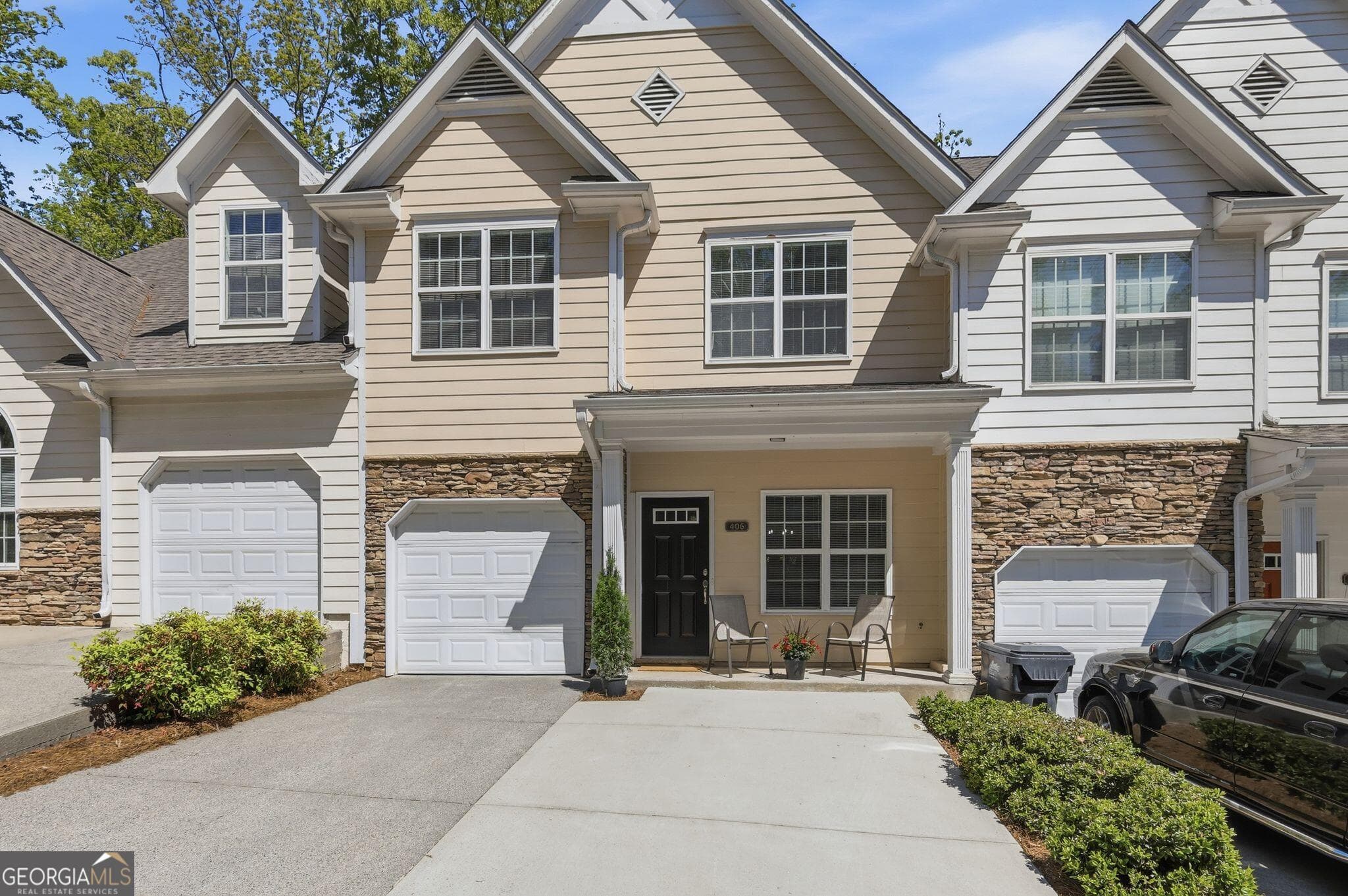 3 bedroom, 2.5 bathroom, 1,649 sq ft townhouse sold at 406 McAfee Court 13, Kennesaw, GA 30144