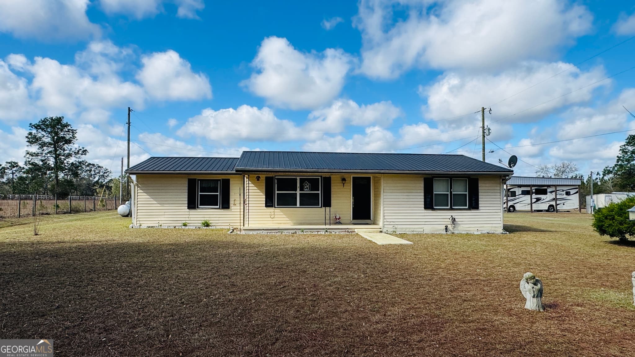 747 Ralph Perry Circle, Collins, GA 30421 — most recent listing photo