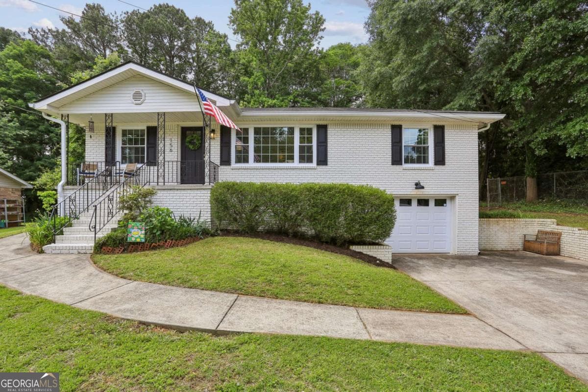 3 bedroom, 2 bathroom, 1,725 sq ft single family residence sold at 156 Diane Drive, Smyrna, GA 30082