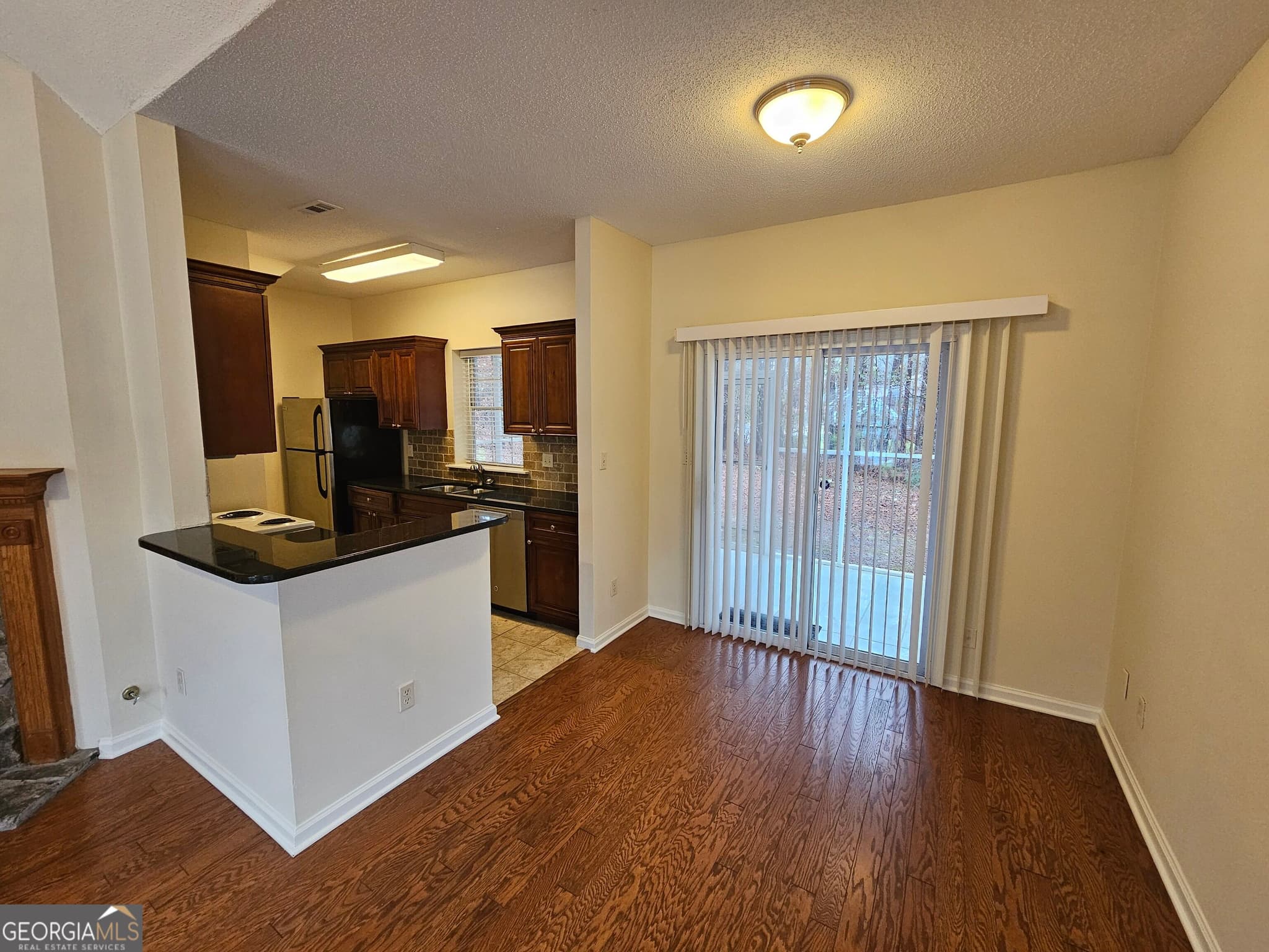 3 bedroom, 2 bathroom, 1,270 sq ft single family residence for rent at 551 N Fairfield Drive, Peachtree City, GA 30269 for $2,100 a month — photo 6