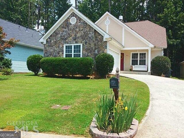 3 bedroom, 2 bathroom, 1,270 sq ft single family residence for rent at 551 N Fairfield Drive, Peachtree City, GA 30269 for $2,100 a month