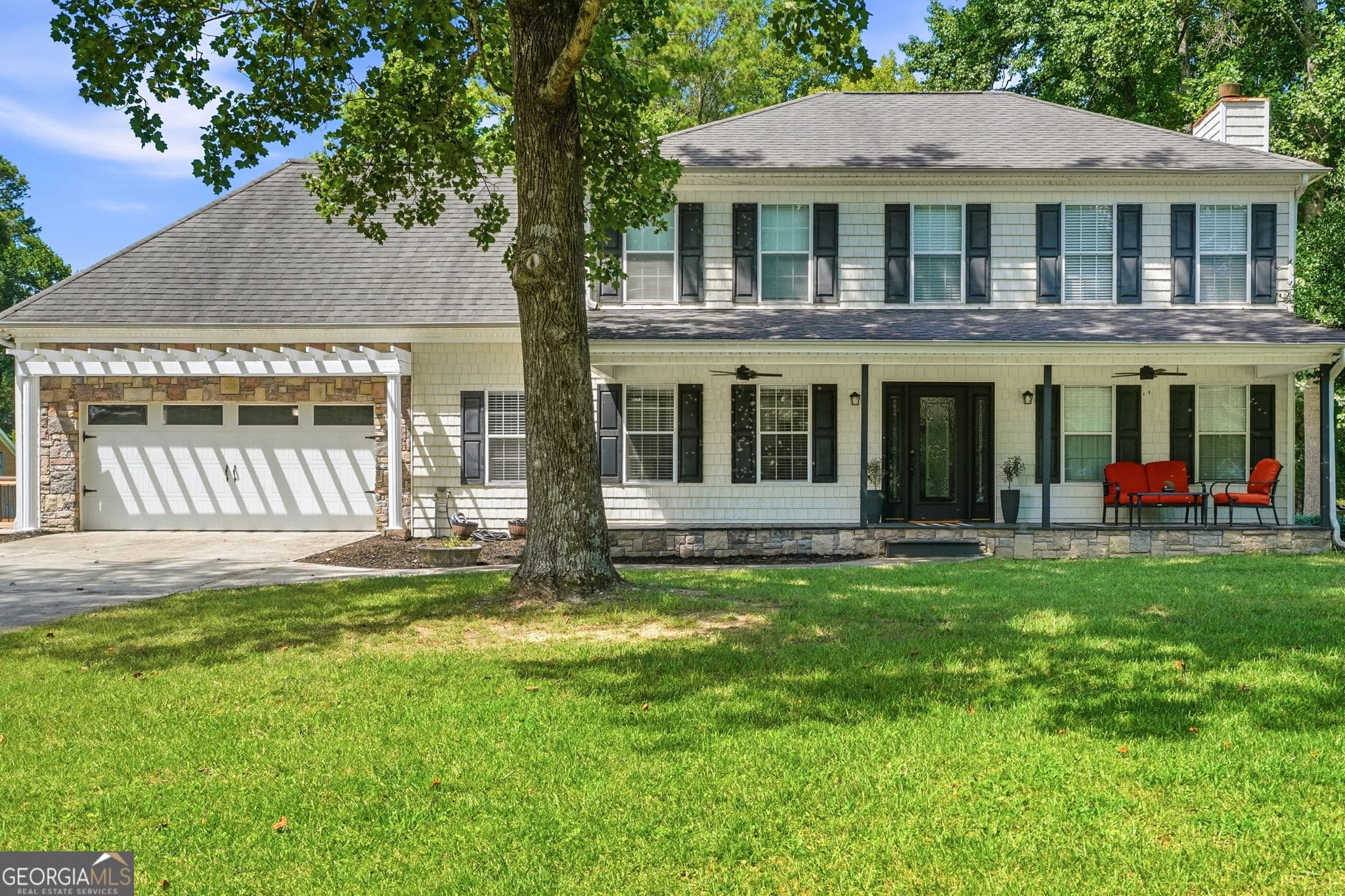 4 bedroom, 3 bathroom, 2,829 sq ft single family residence for sale at 195 Gateway Drive, Rocky Face, GA 30740 — photo 2