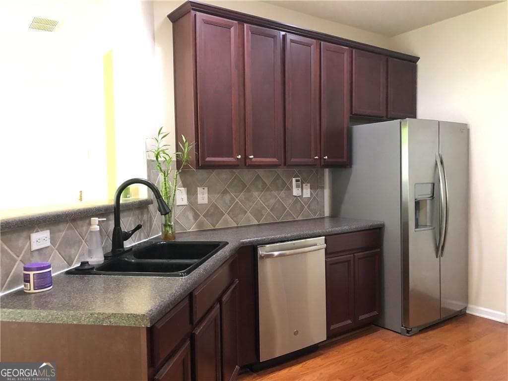 3 bedroom, 2.5 bathroom, 1,776 sq ft townhouse for rent at 33 Jekyll Drive UNIT #8, Marietta, GA 30066 for $2,250 a month — photo 6