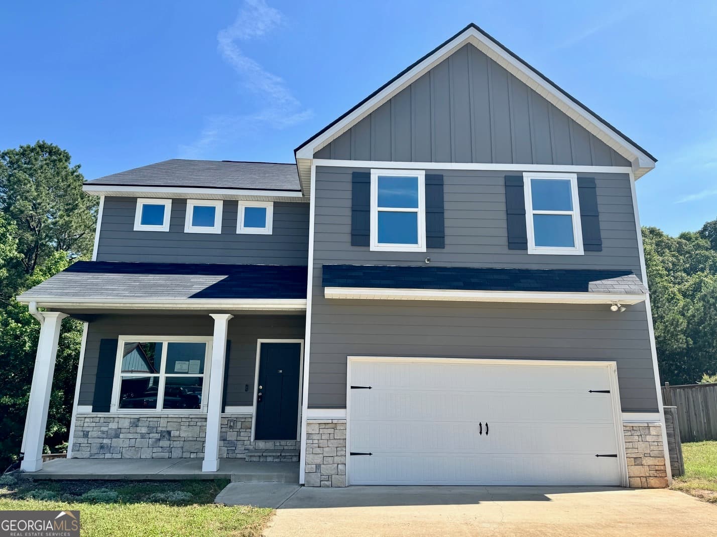 4 bedroom, 2.5 bathroom, 2,352 sq ft single family residence sold at 415 Splash Pointe, Temple, GA 30179