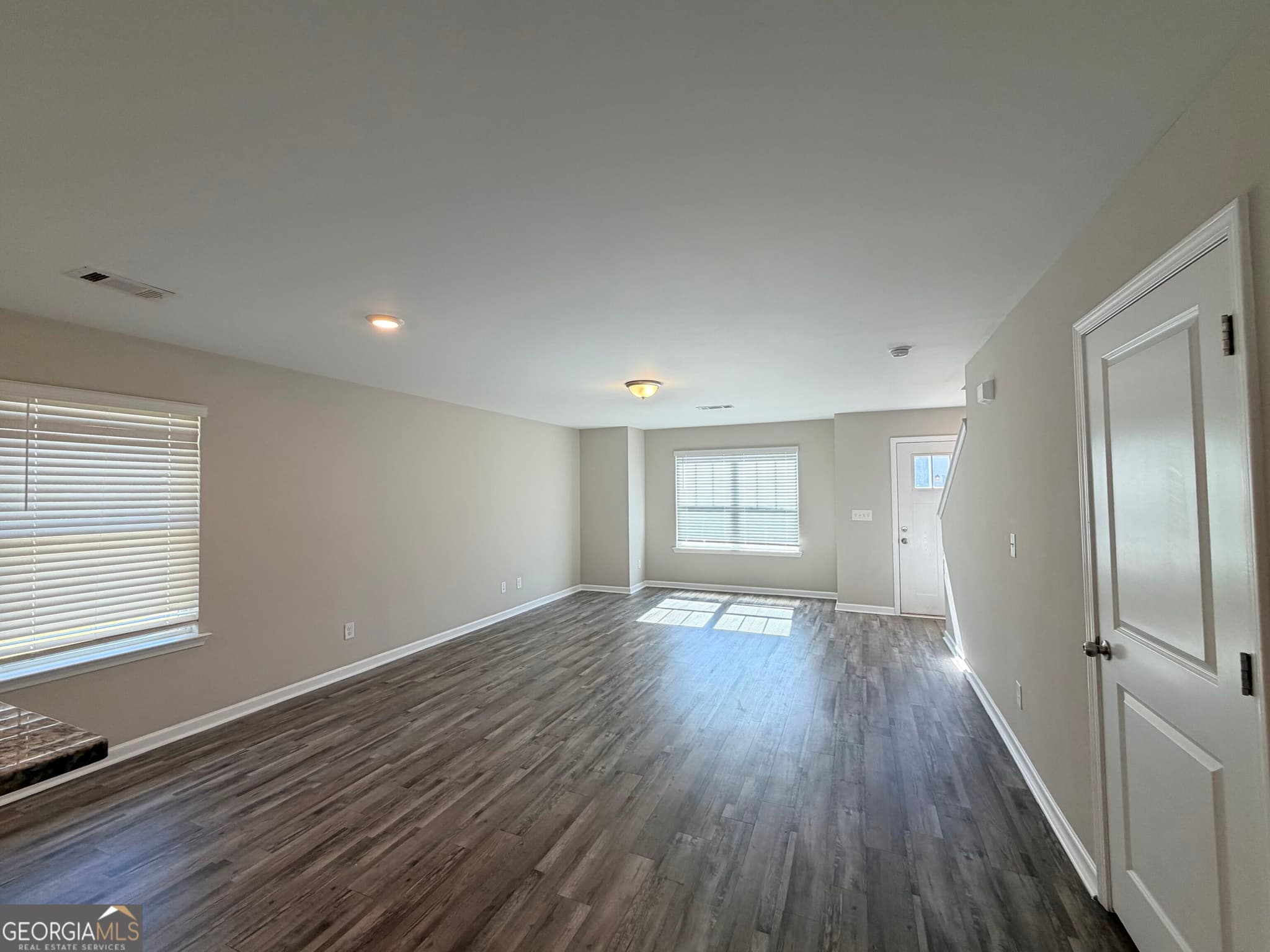 4 bedroom, 2.5 bathroom, 1,648 sq ft townhouse for rent at 319 Ashigan Street, Union City, GA 30291 for $1,745 a month — photo 2