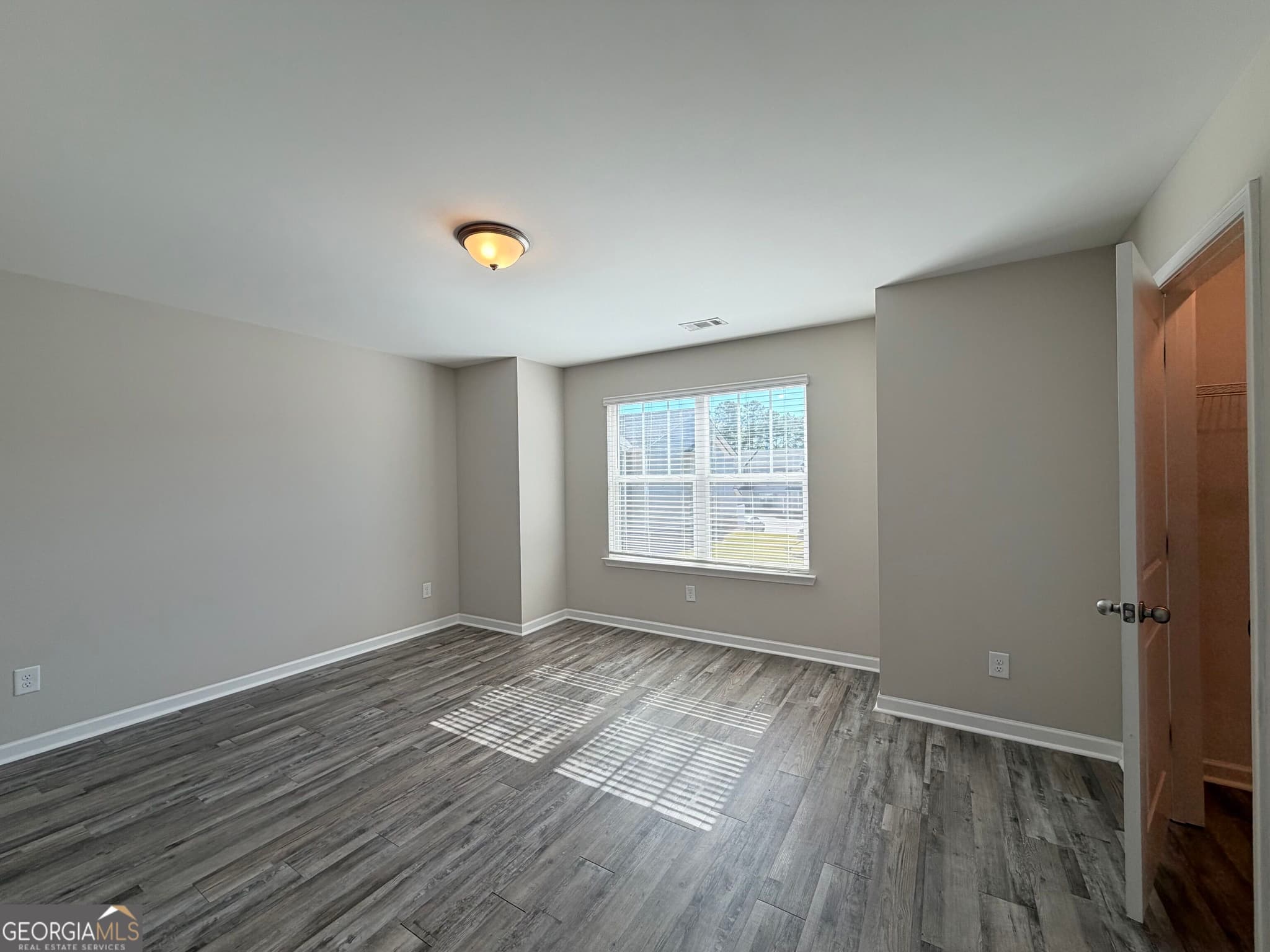4 bedroom, 2.5 bathroom, 1,648 sq ft townhouse for rent at 319 Ashigan Street, Union City, GA 30291 for $1,745 a month — photo 6