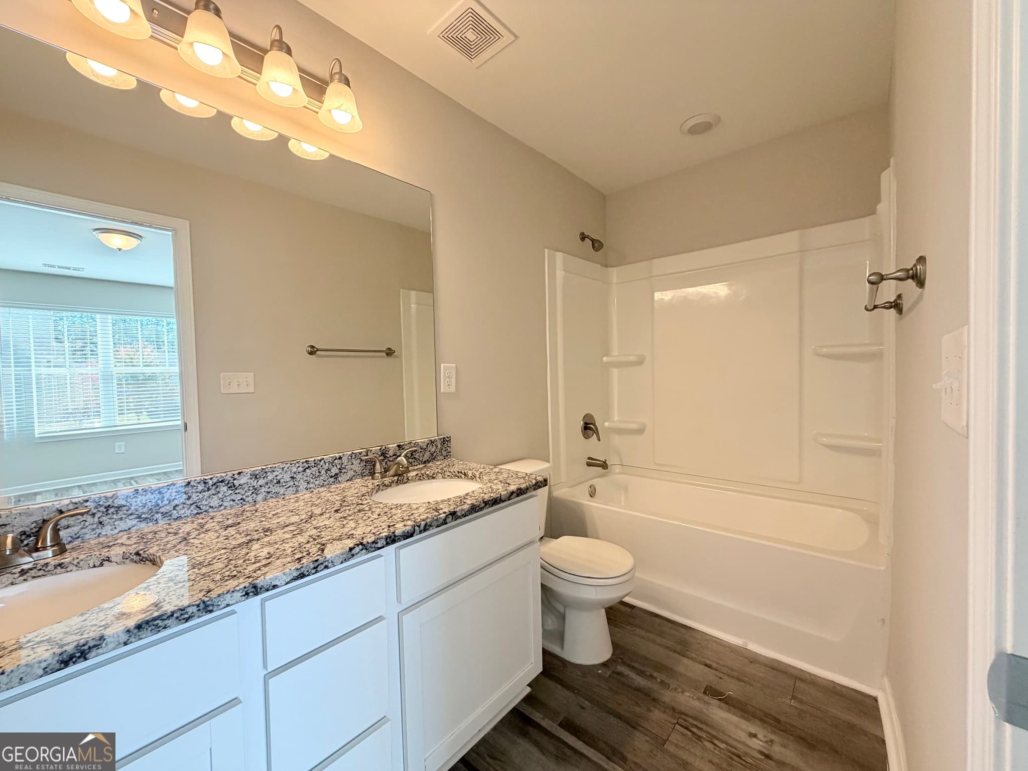 4 bedroom, 2.5 bathroom, 1,648 sq ft townhouse for rent at 319 Ashigan Street, Union City, GA 30291 for $1,745 a month — photo 9
