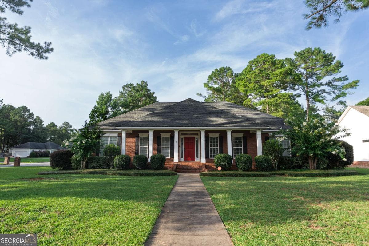 3 bedroom, 2.5 bathroom, 2,766 sq ft single family residence for sale at 116 Hearthstone Drive, Leesburg, GA 31763