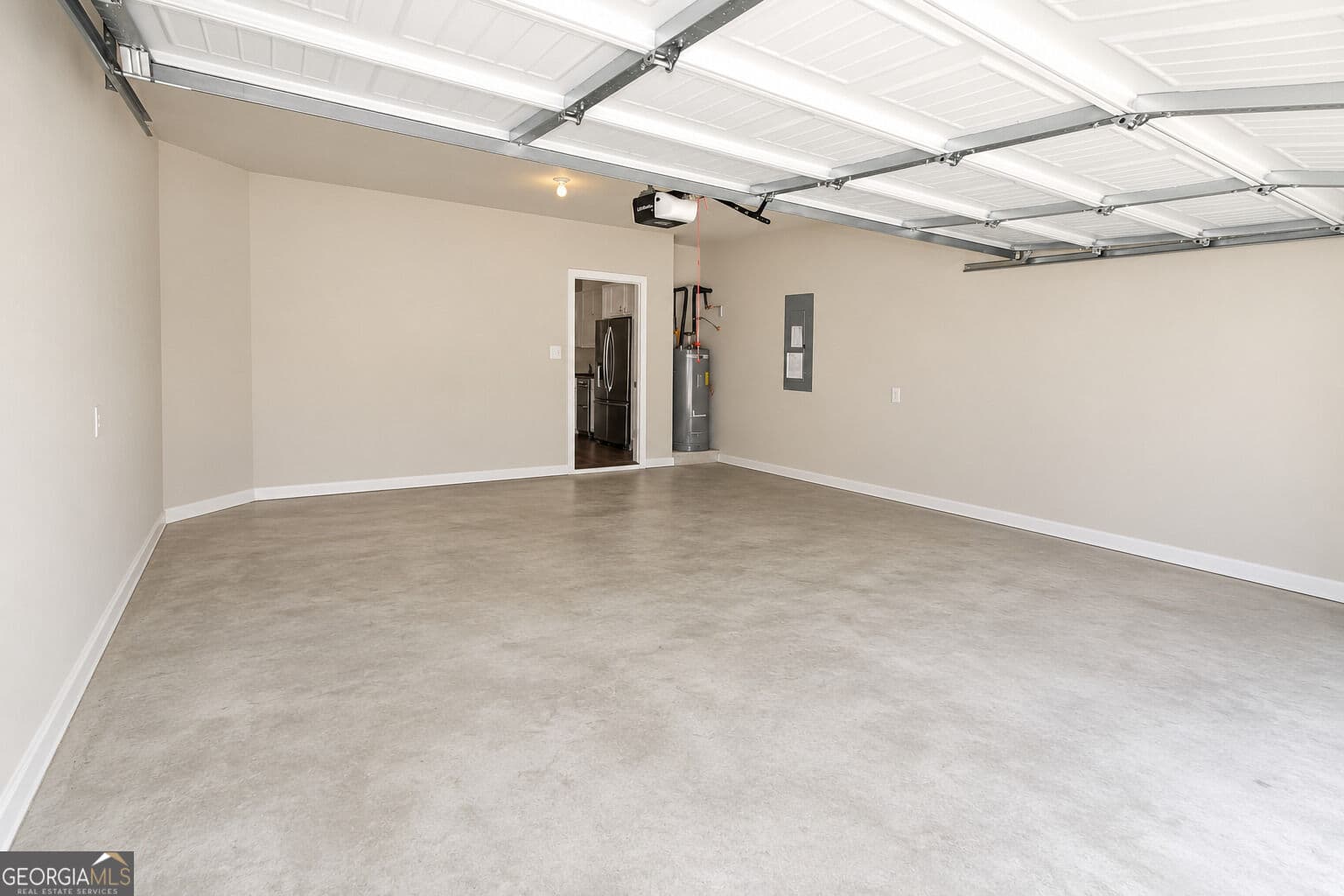 3 bedroom, 2.5 bathroom, 1,836 sq ft townhouse for sale at 2431 Norwood Park Crossing, Atlanta, GA 30340 — photo 9