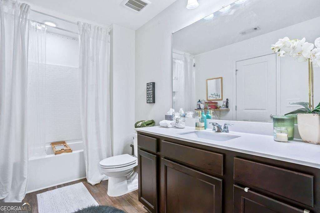 3 bedroom, 2.5 bathroom, 1,572 sq ft townhouse for rent at 3220 TARIAN Way, Decatur, GA 30034 for $2,200 a month — photo 9
