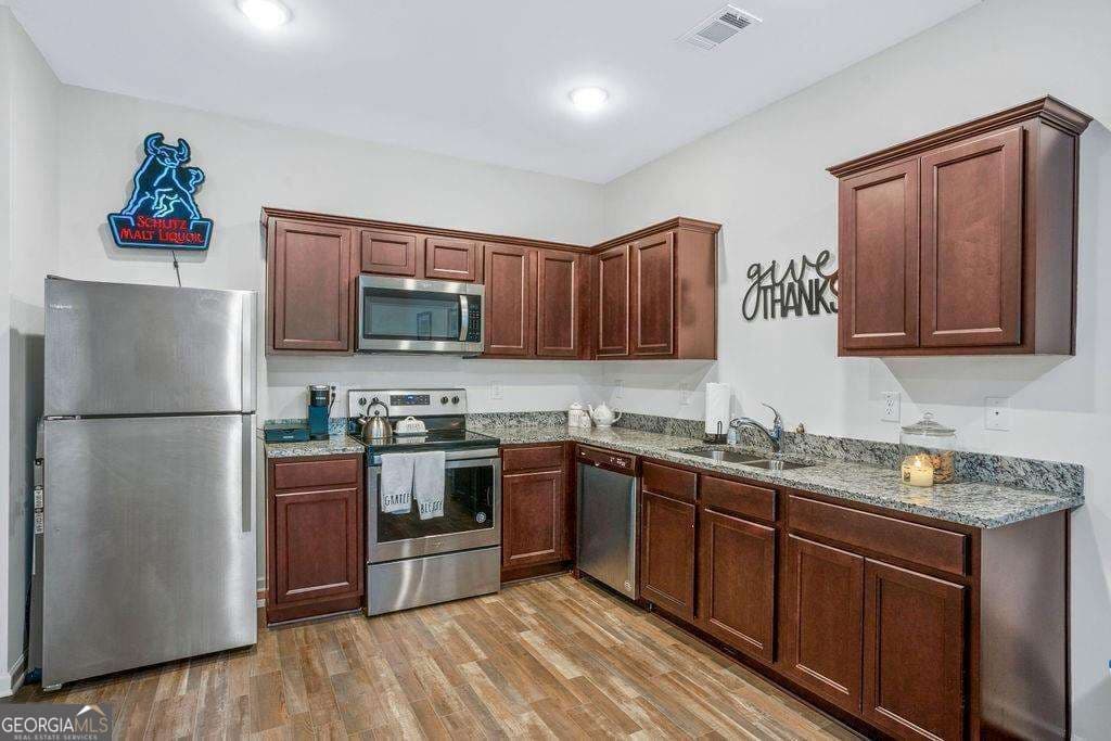 3 bedroom, 2.5 bathroom, 1,572 sq ft townhouse for rent at 3220 TARIAN Way, Decatur, GA 30034 for $2,200 a month — photo 8