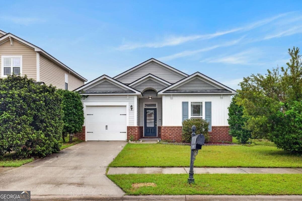 3 bedroom, 2 bathroom, 1,343 sq ft single family residence for sale at 198 Chapel Lake, Savannah, GA 31419 — photo 6