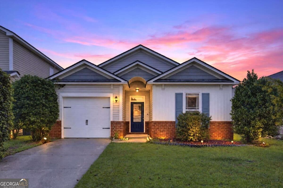 3 bedroom, 2 bathroom, 1,343 sq ft single family residence for sale at 198 Chapel Lake, Savannah, GA 31419 — photo 1 of 56