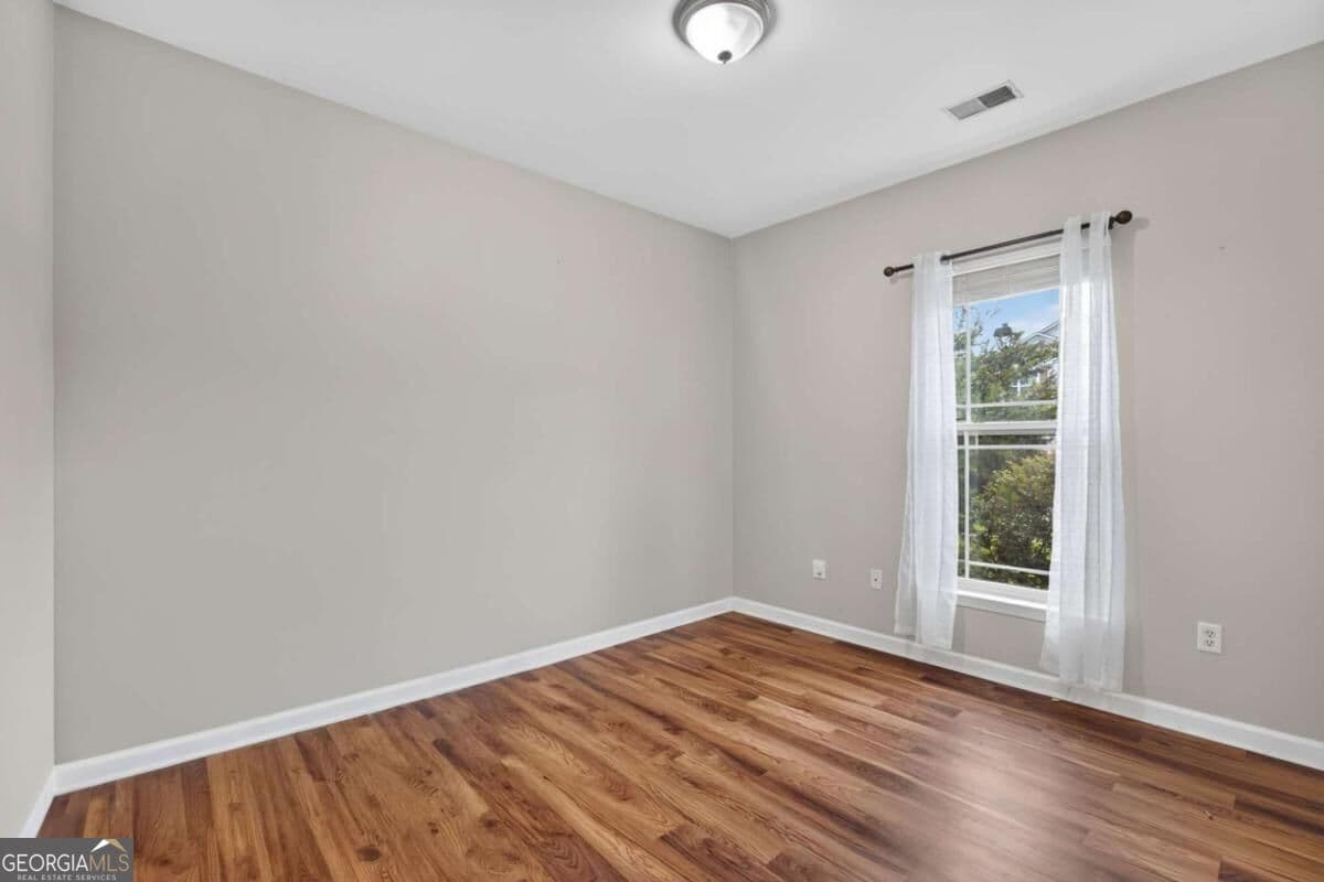 3 bedroom, 2 bathroom, 1,343 sq ft single family residence for sale at 198 Chapel Lake, Savannah, GA 31419 — photo 10