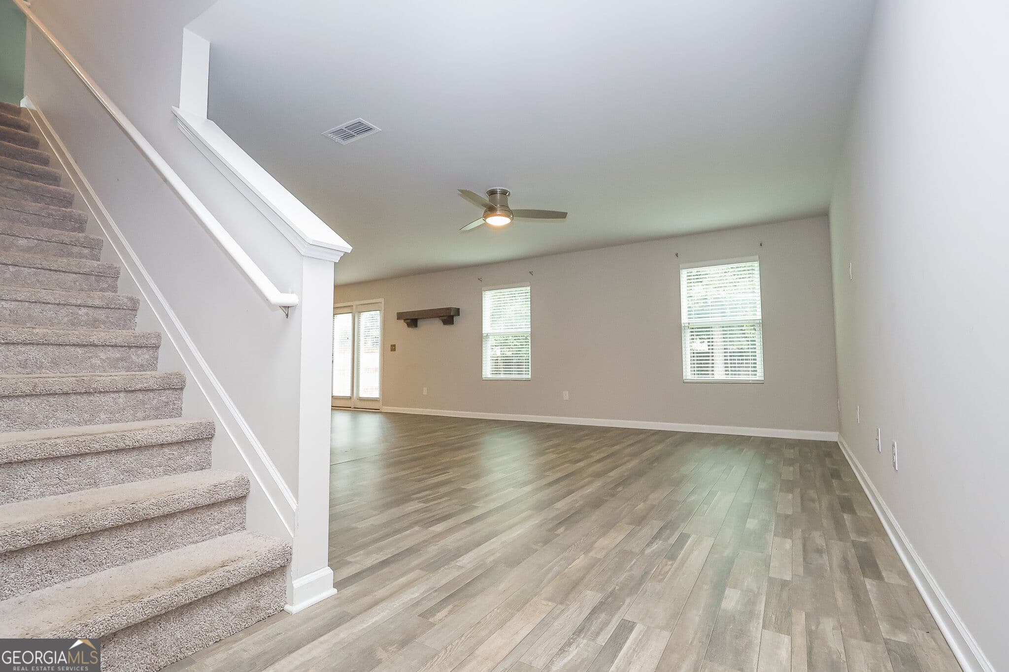 4 bedroom, 2.5 bathroom, 2,376 sq ft single family residence for sale at 126 Martin Mill Trail, Warner Robins, GA 31093 — photo 6