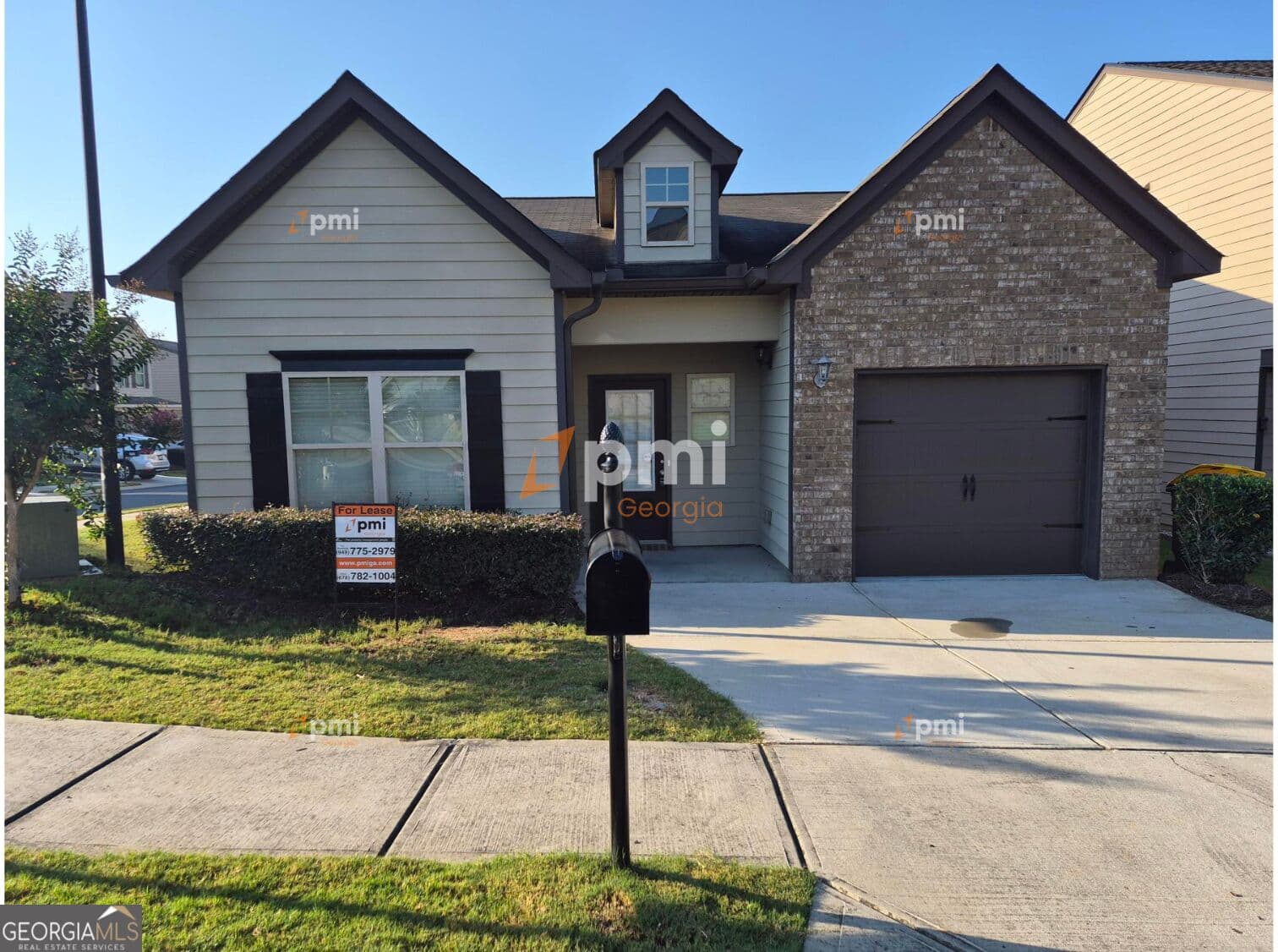 3 bedroom, 2 bathroom, 1,382 sq ft single family residence for rent at 2 Longleaf Circle, Fairburn, GA 30213 for $1,775 a month — photo 1 of 1