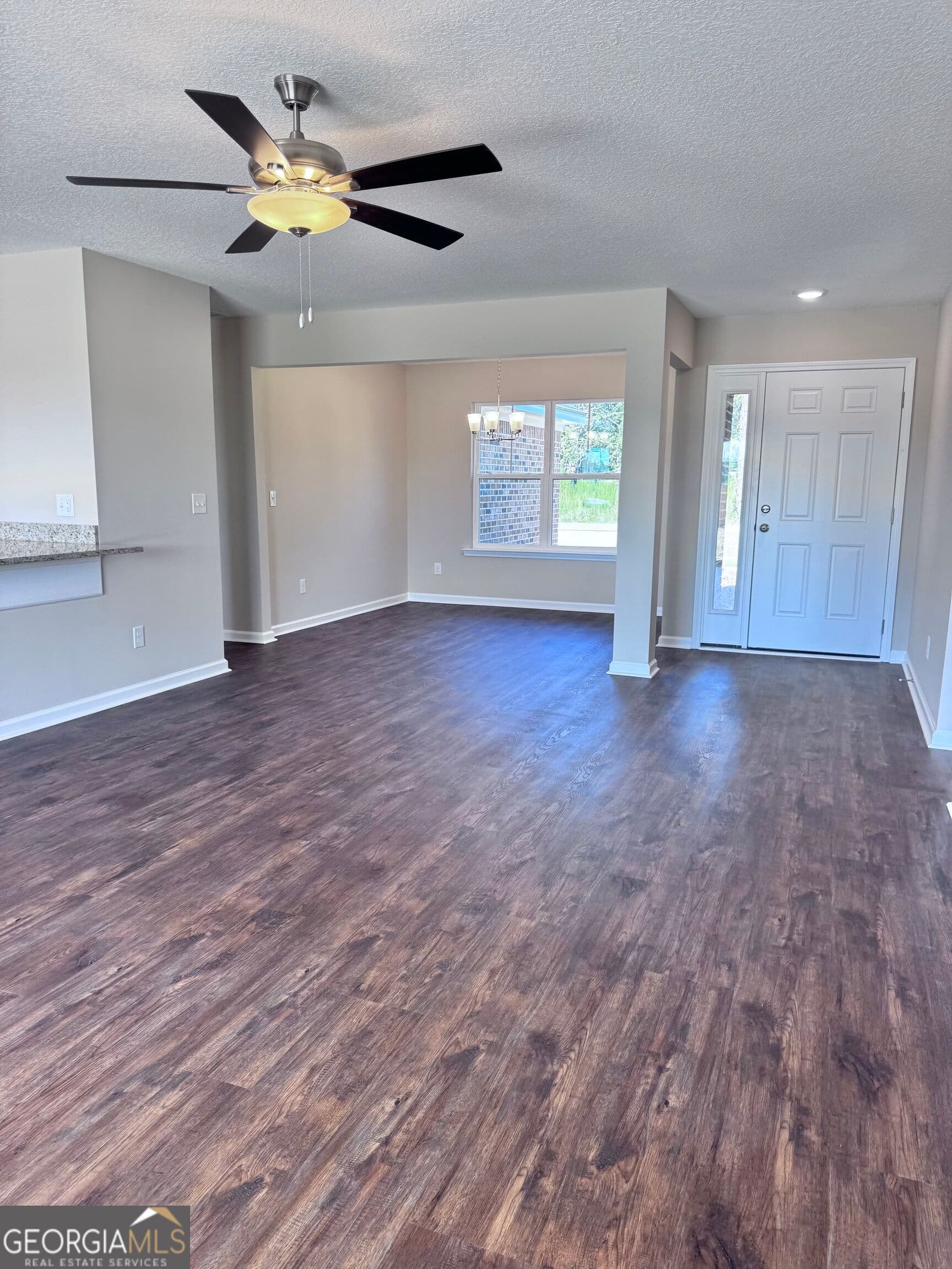 4 bedroom, 2 bathroom, 1,695 sq ft single family residence for sale at 118 Esther Avenue, Reidsville, GA 30453 — photo 2