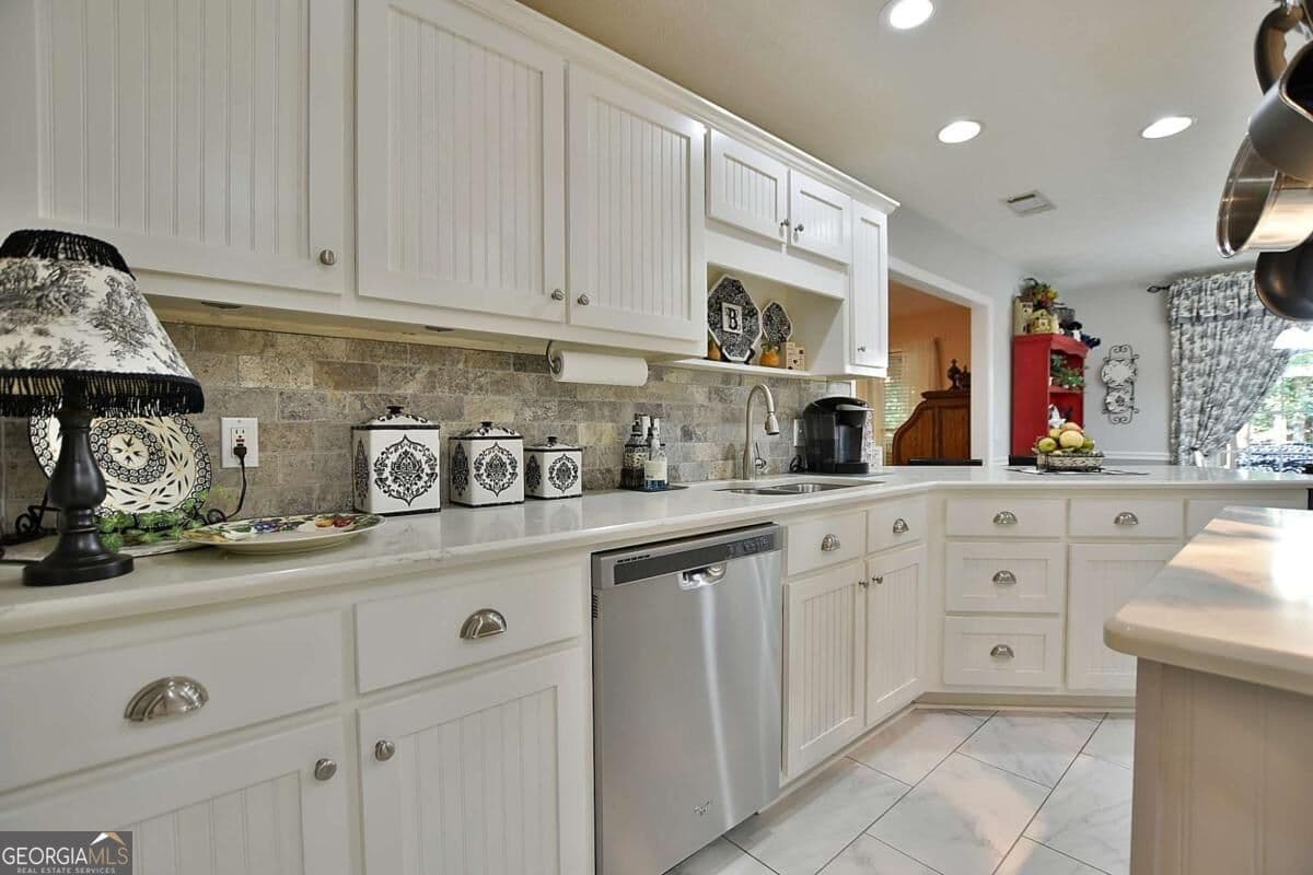 3 bedroom, 3 bathroom, 2,703 sq ft single family residence for sale at 1439 Plantation Creek, Fortson, GA 31808 — photo 10