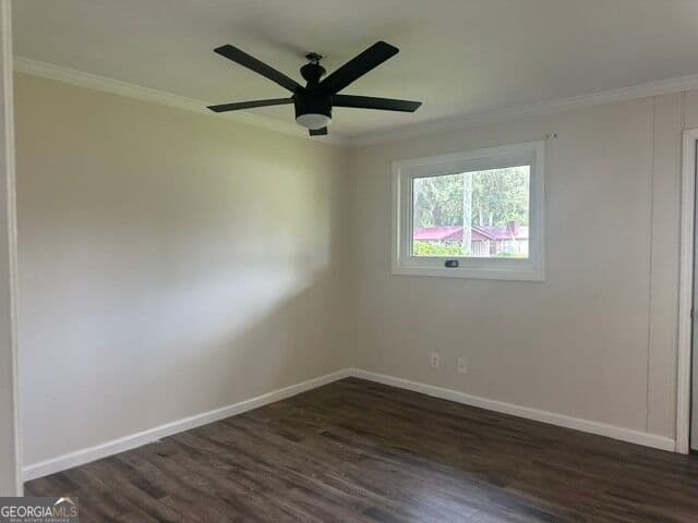 4 bedroom, 2 bathroom, 1,868 sq ft single family residence for sale at 156 Highland Park Circle, Brunswick, GA 31523 — photo 4