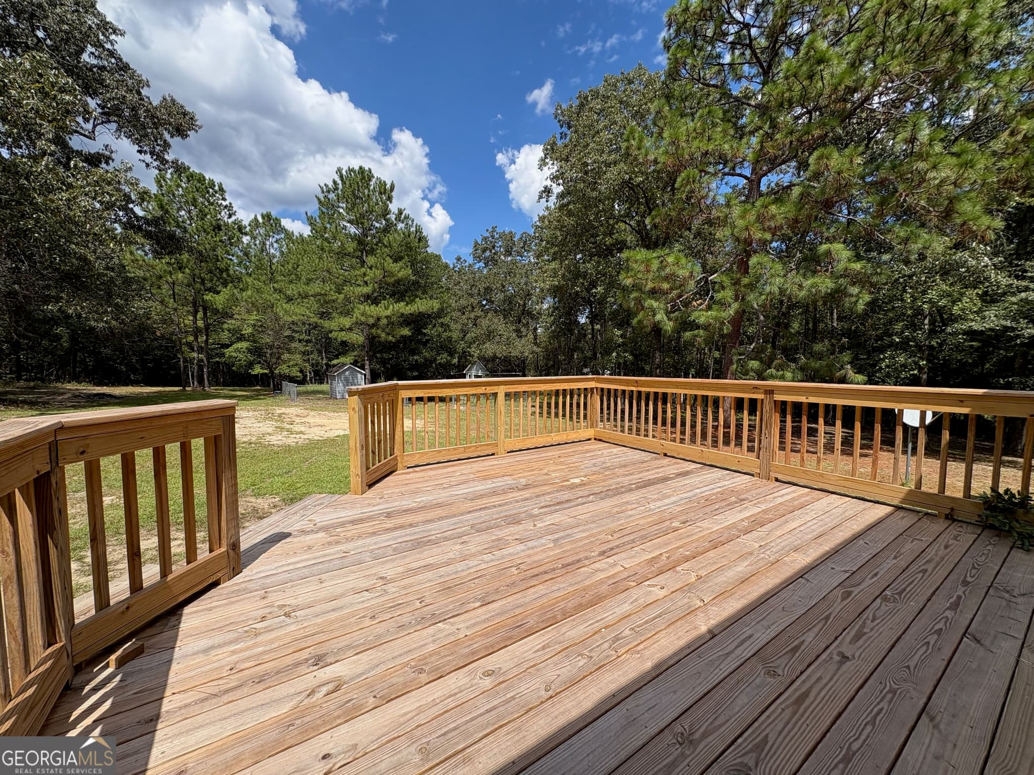3 bedroom, 2 bathroom, 1,140 sq ft single family residence under contract at 779 Carl Sutton Road, Lizella, GA 31052 — photo 5