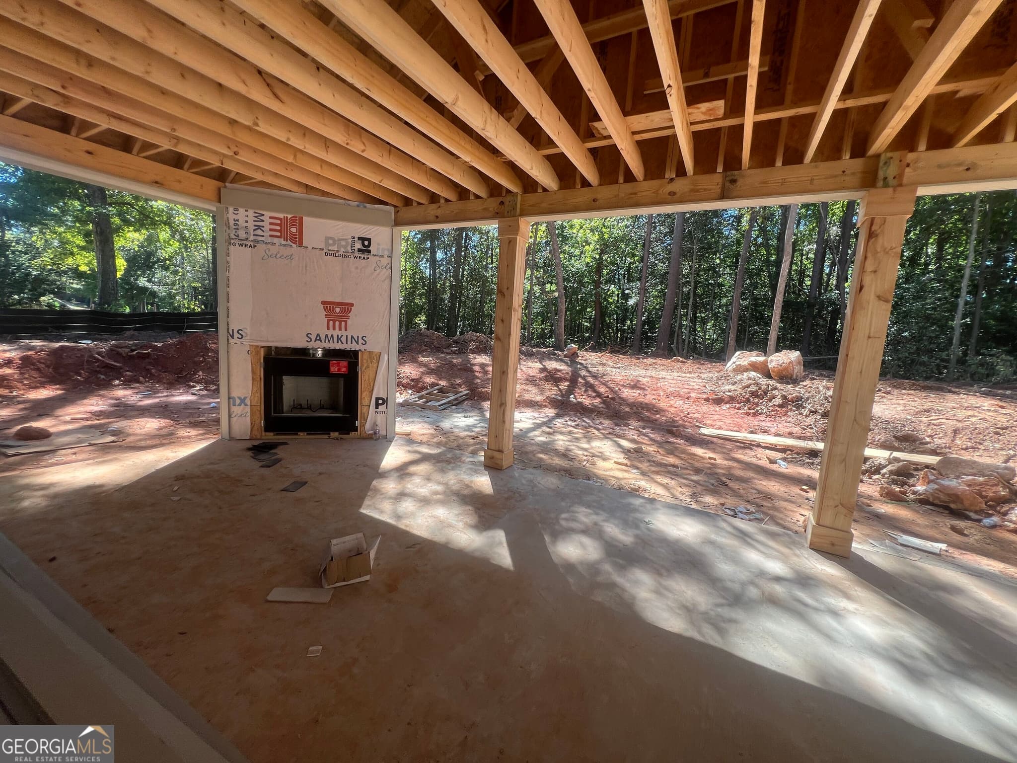 4 bedroom, 3 bathroom, 3,100 sq ft single family residence for sale at 248 Abbington Way, Clarkesville, GA 30523 — photo 5