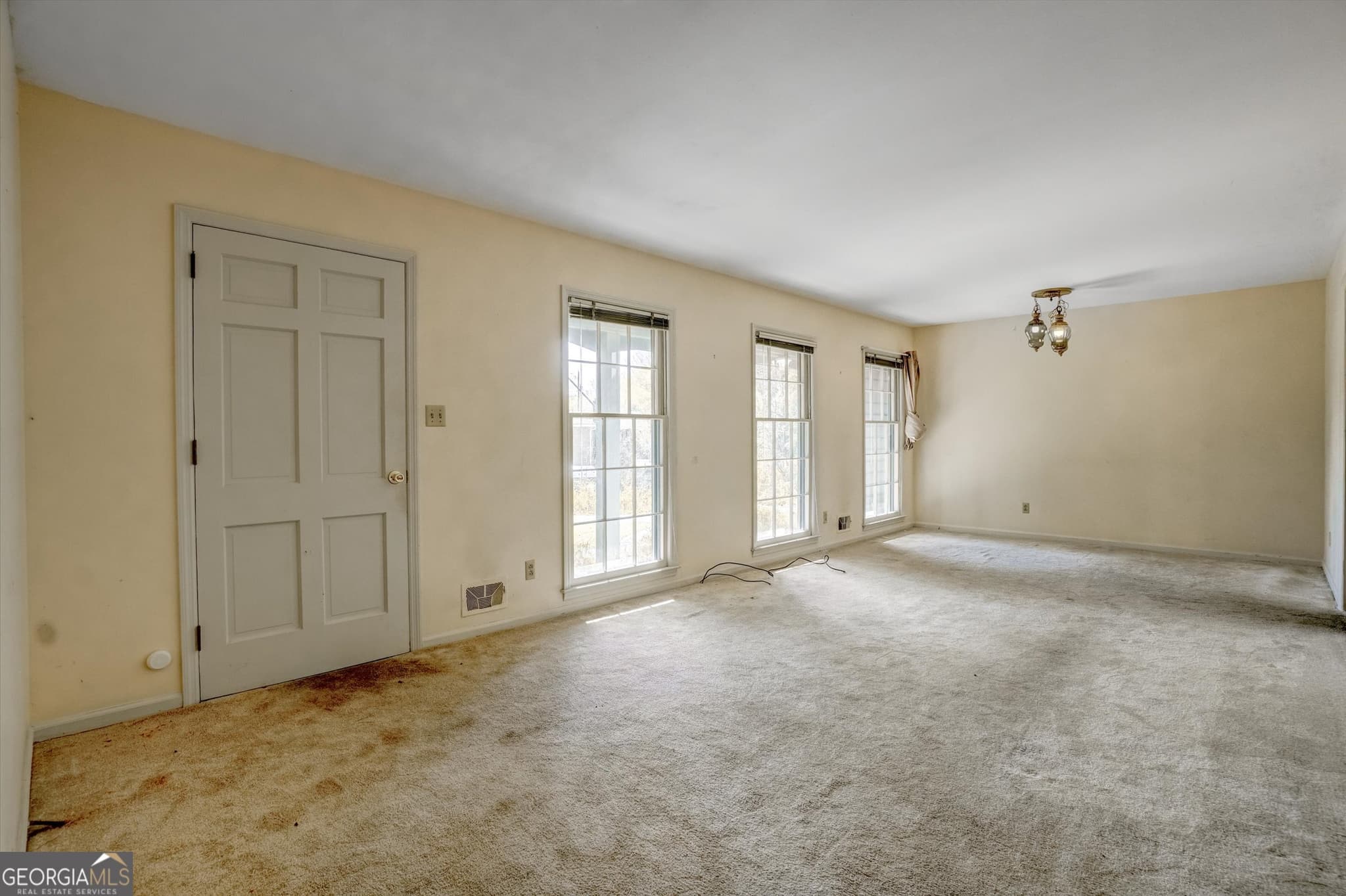 3 bedroom, 2 bathroom, 1,626 sq ft single family residence for sale at 797 Kiowa Drive, Marietta, GA 30060 — photo 7