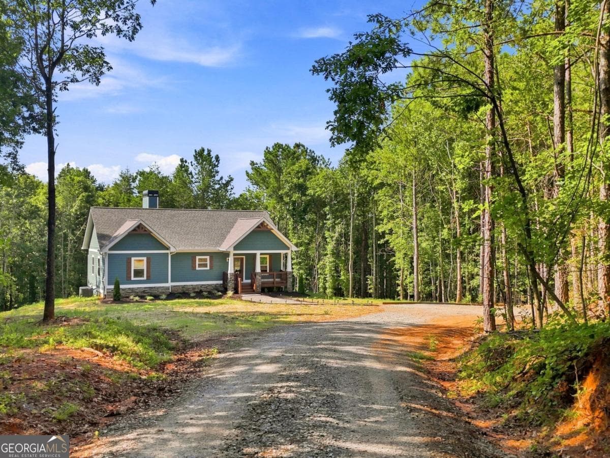 4 bedroom, 3 bathroom, 2,880 sq ft single family residence for sale at 590 Old Shyers Ford Road, Talking Rock, GA 30175 — photo 2