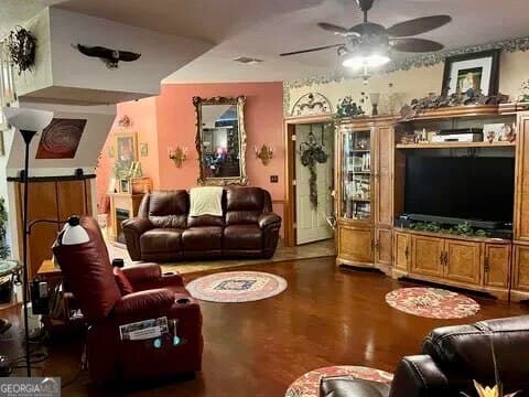3 bedroom, 2.5 bathroom, 3,361 sq ft single family residence for sale at 2056 Old Normantown Road, Vidalia, GA 30474 — photo 5